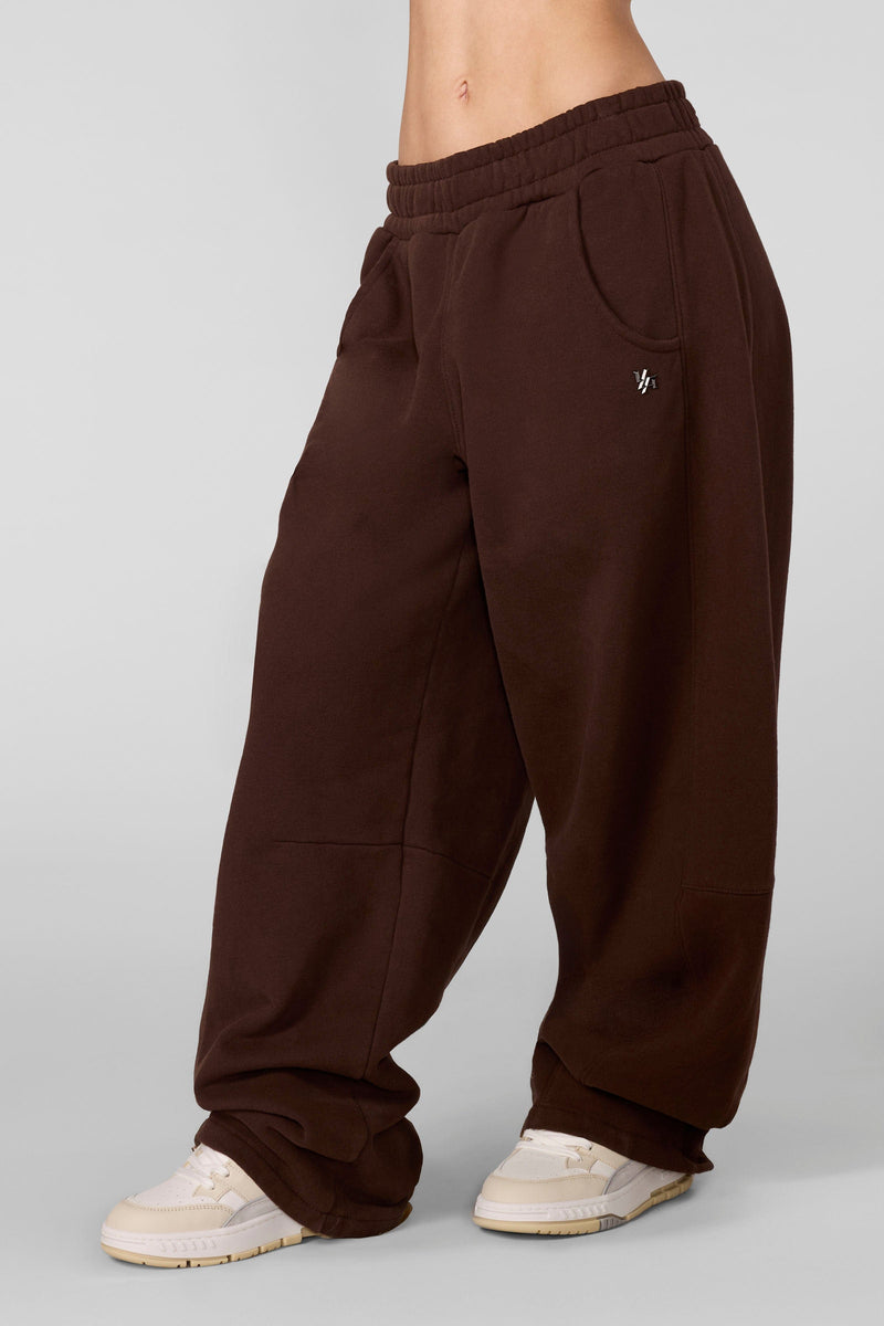 W2255 - Studio Edit Barrel Jogger