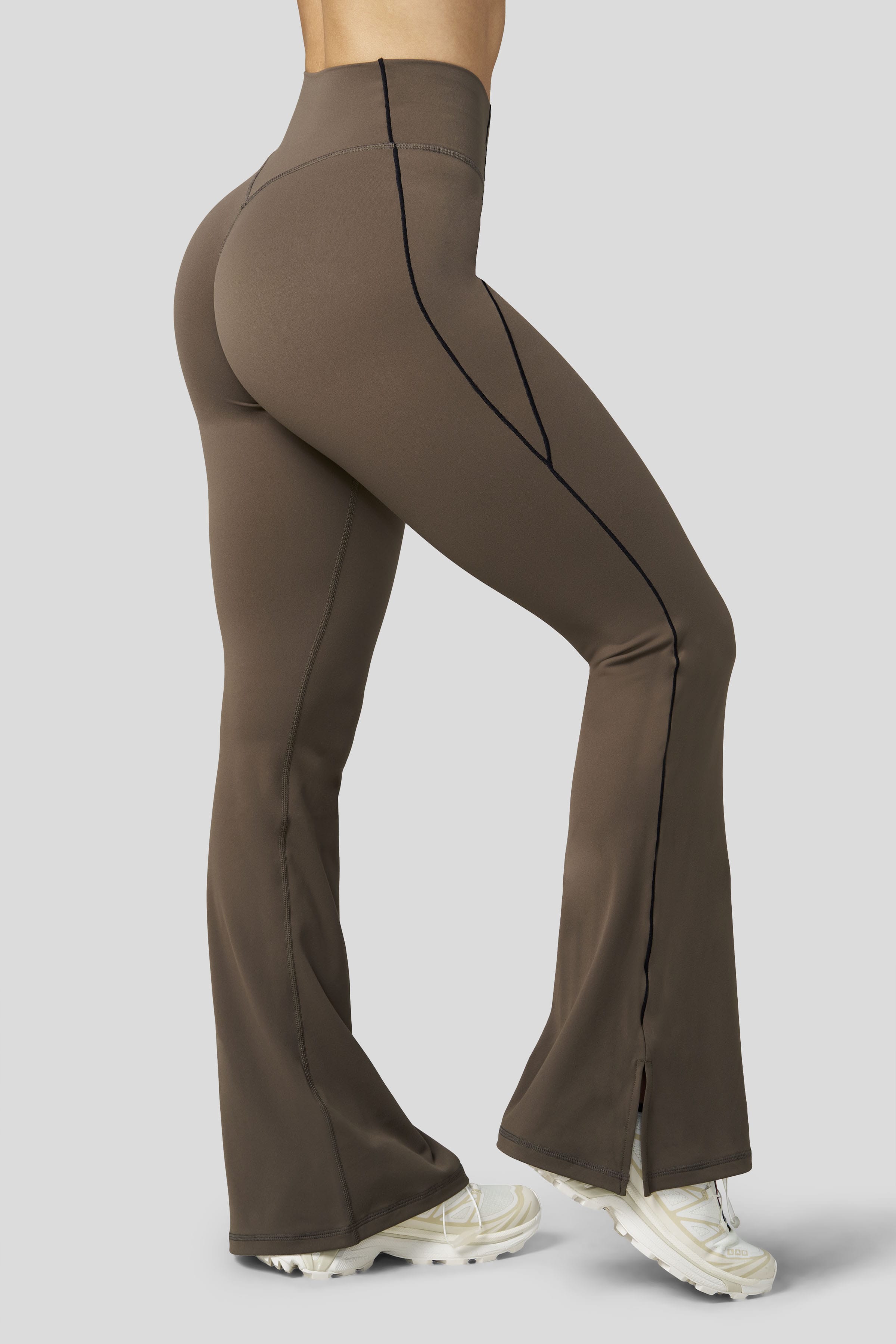 W2085 - Elevate Flare legging (Short)