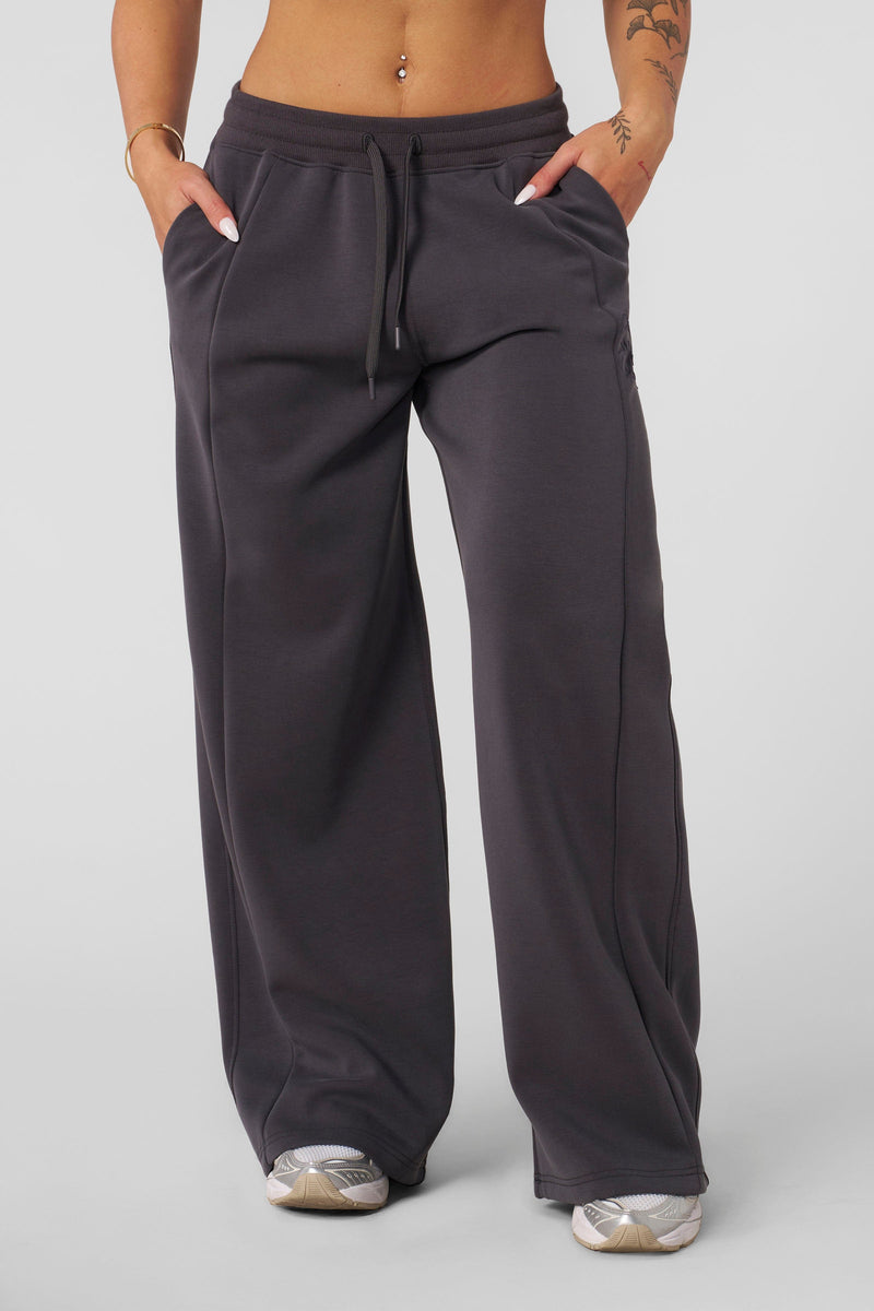W287 - Cloud Joggers - Cloud Jogger – soft, stretchy fabric, lightweight, breathable, slightly oversized for all-season comfort and style in Charcoal.