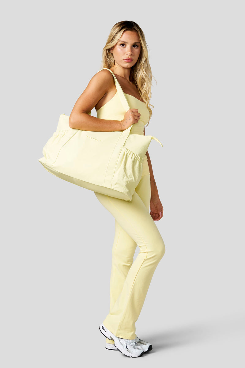 W6127 - Carryall Tote Bag