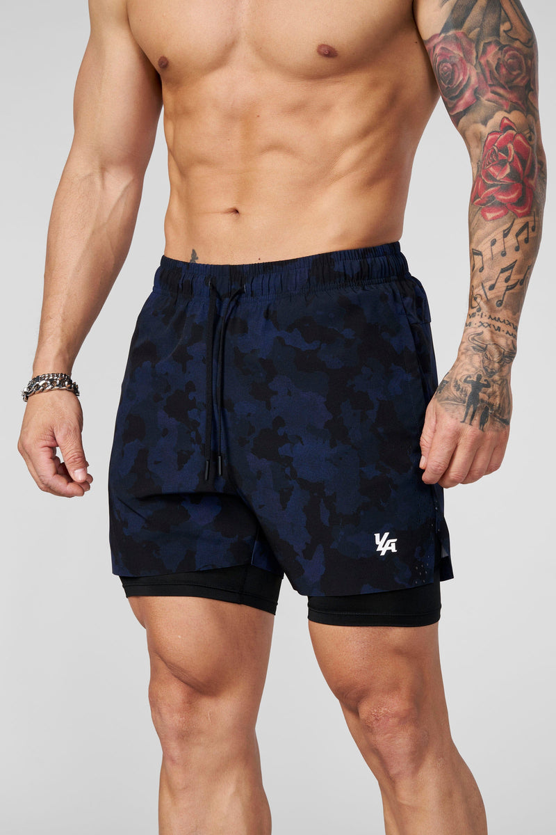 1047 - Camo Compression Shorts