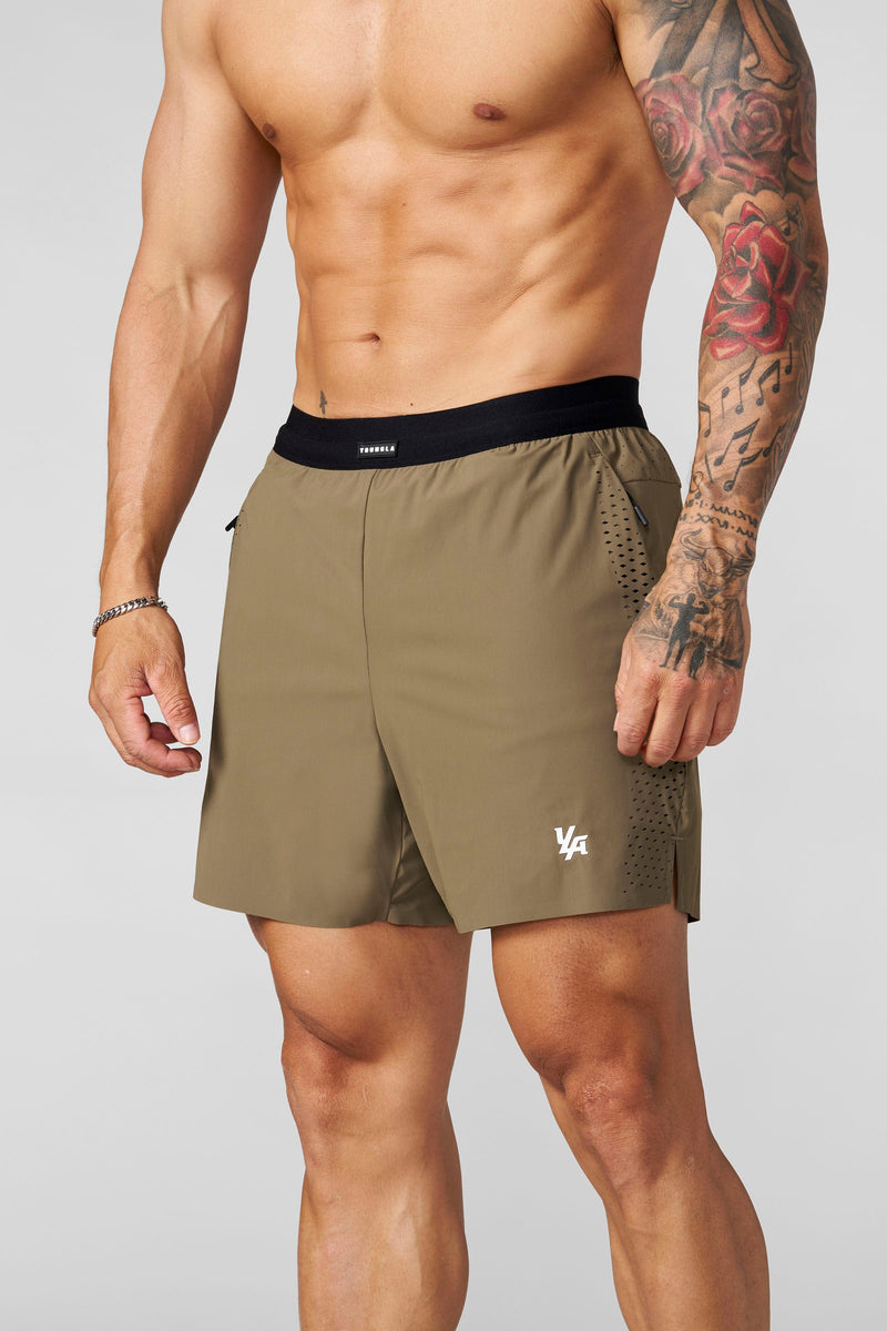 1054 - AeroVent Compression Shorts - April 9th