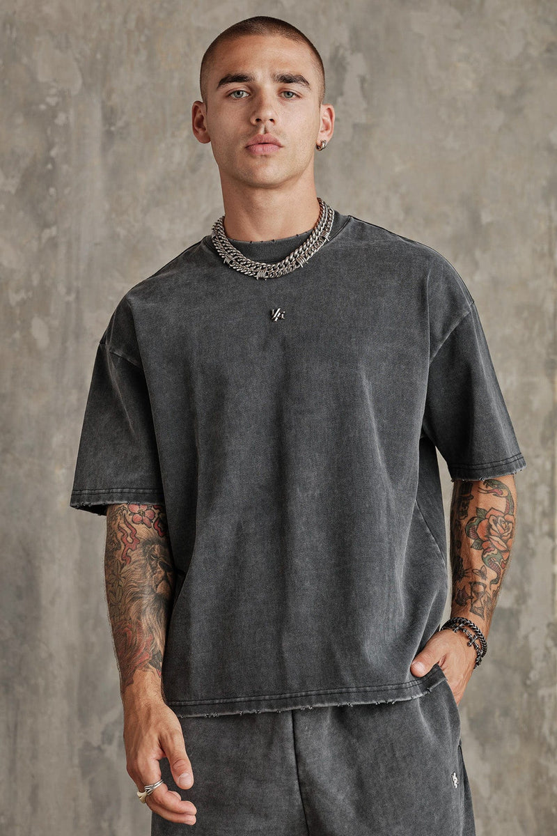 4153 - Elevated Essentials - Relaxed Tee - Oversized heavyweight cotton tee with drop shoulders, natural drape, and subtle 'Elevated' detailing in colour Grey Wash.