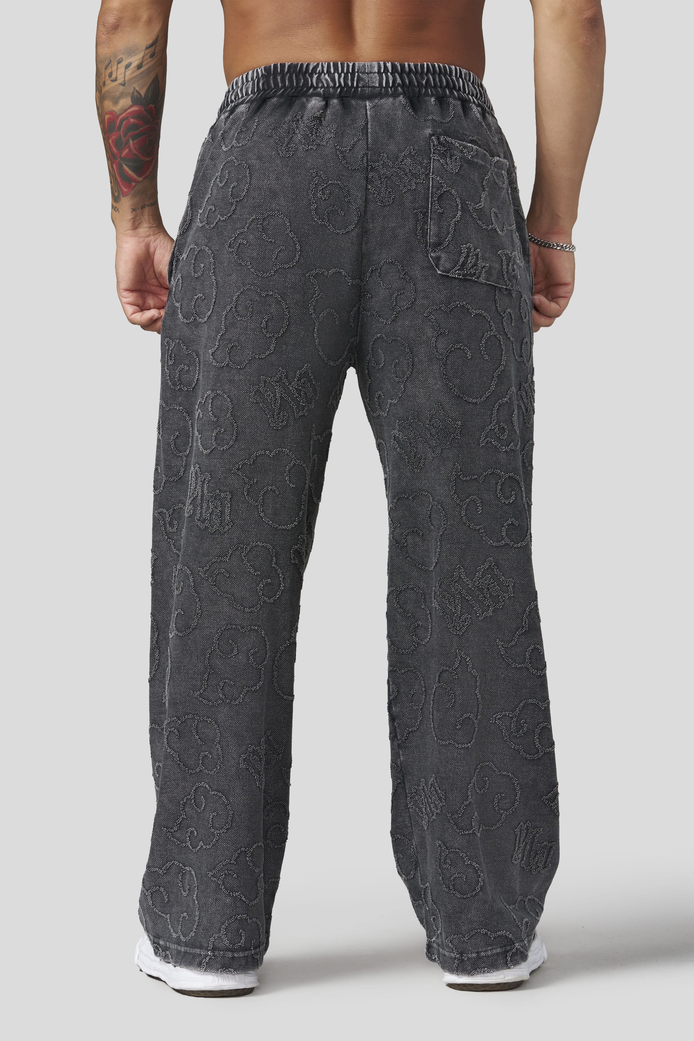 2109 - Naruto Cloud Sweats - August 11th