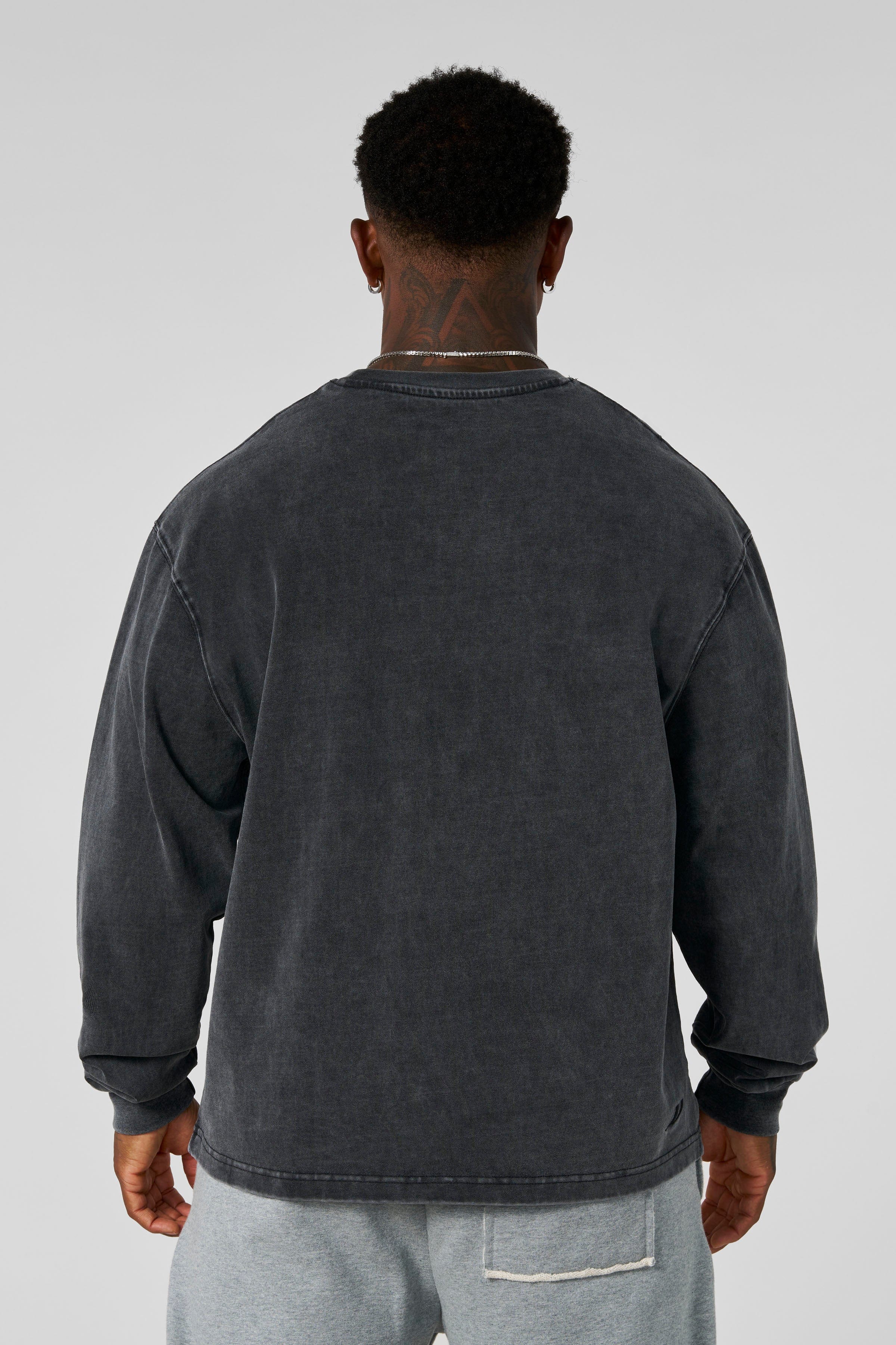 8001 - Elevated Essentials - Longsleeves - Midweight cotton long sleeve with ribbed cuffs and minimal 'Elevated' branding. Durable, comfortable, and perfect for year-round wear in Grey Wash.