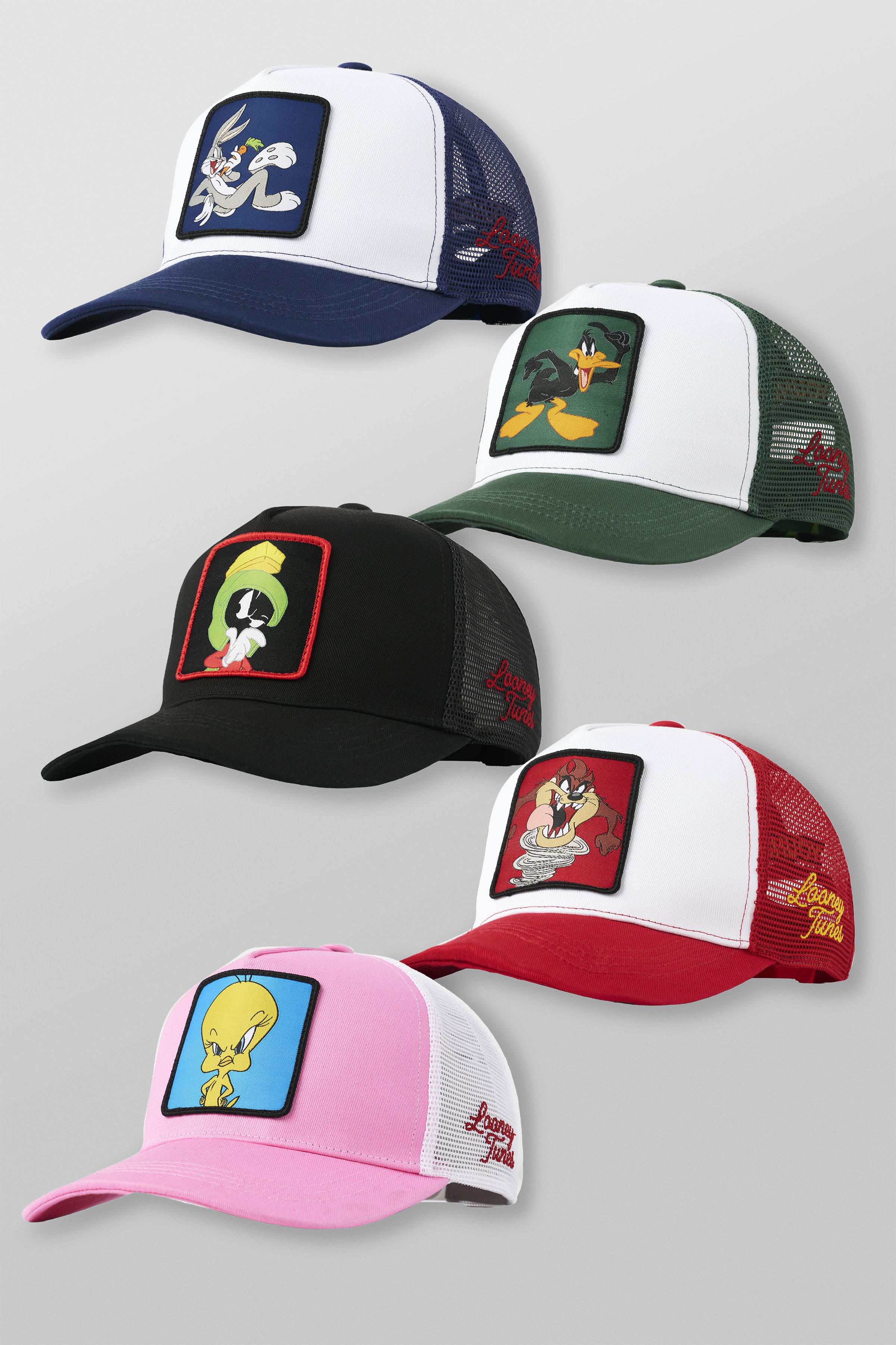 9135 - Looney Tunes Patch Trucker Hats