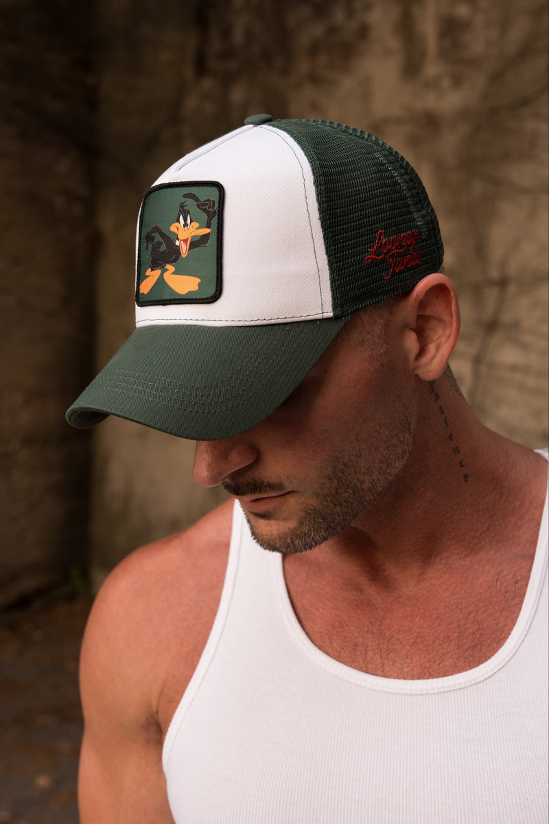 9135 - Looney Tunes Patch Trucker Hats - July 7th