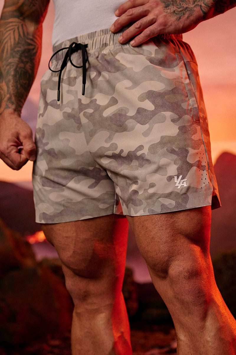 1047 - Camo Compression Shorts
