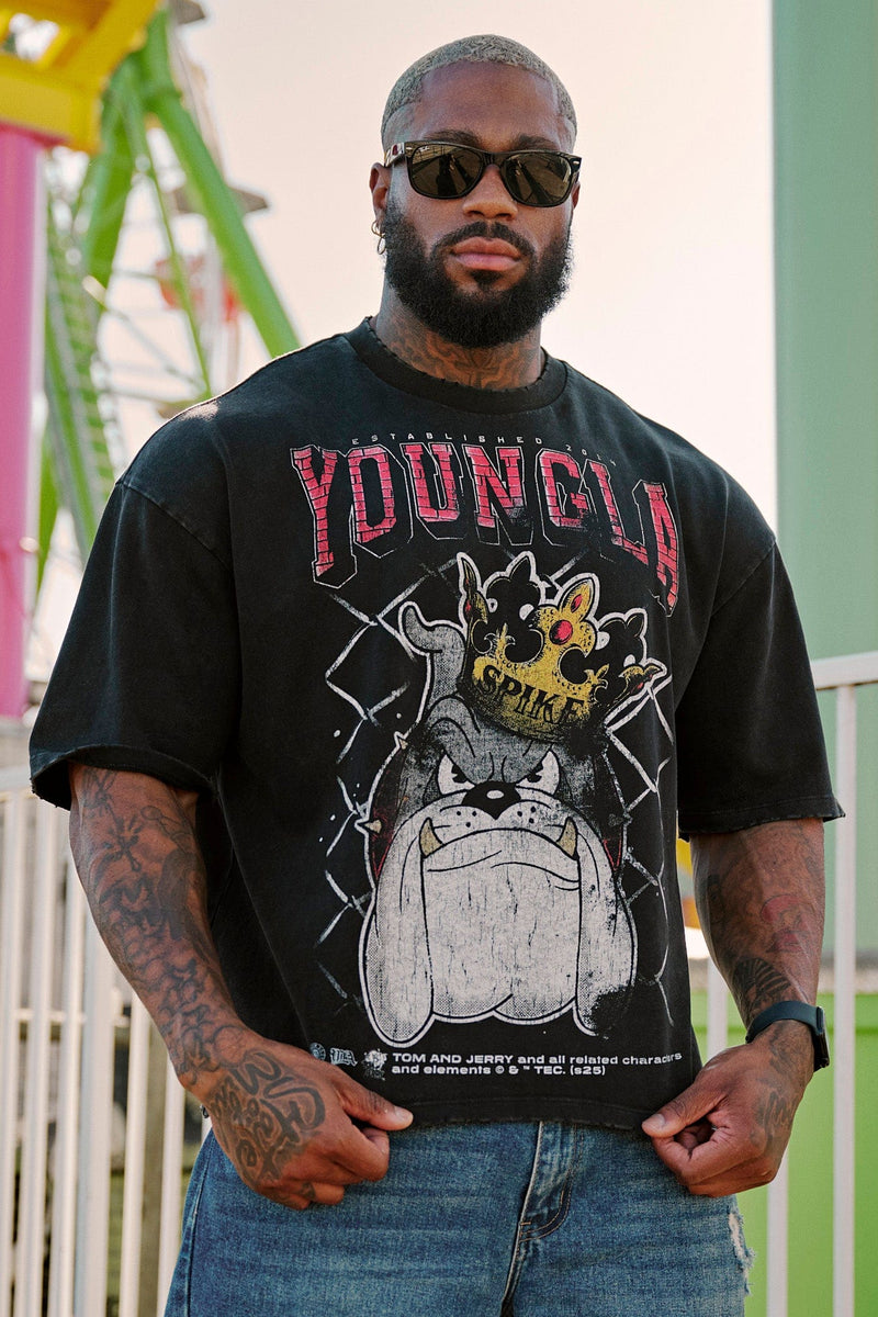 4082 - Tom & Jerry Tees- Tom & Jerry oversized cotton tee featuring bold throwback graphics of classic cartoon scenes, midweight and collectible – Spike design