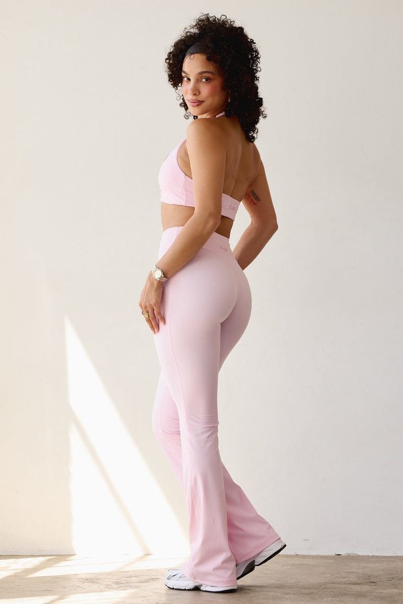 W2279 Buttersoft Scrunch Band Flare Leggings (short) - June 23