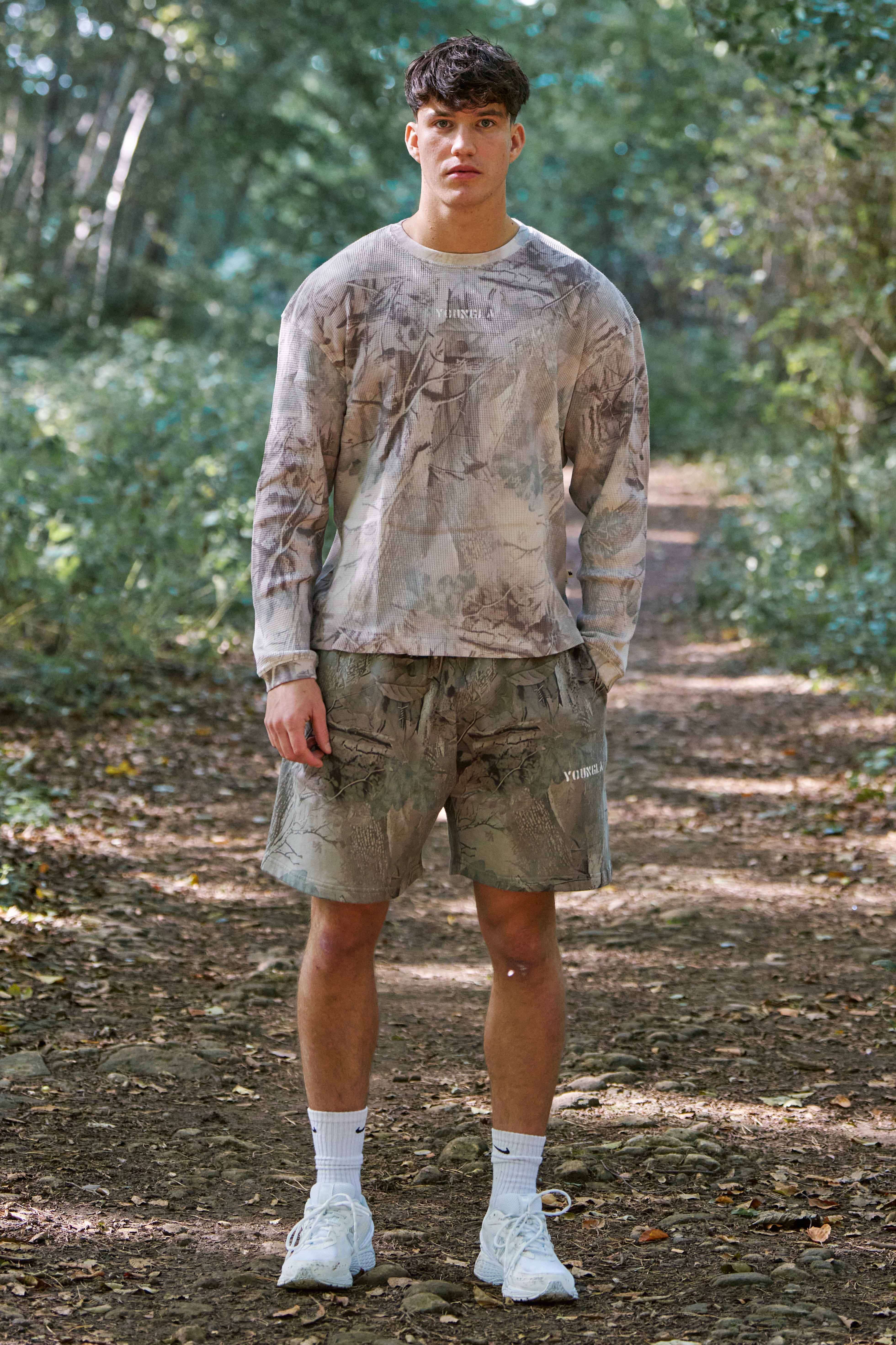 1076 - Tree Camo Collection - Shorts, with relaxed fit and stitched hem, ideal for training, lounging, or casual wear in Beige color