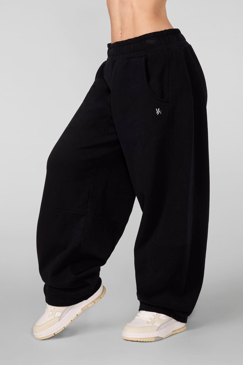 W2255 - Studio Edit Barrel Jogger