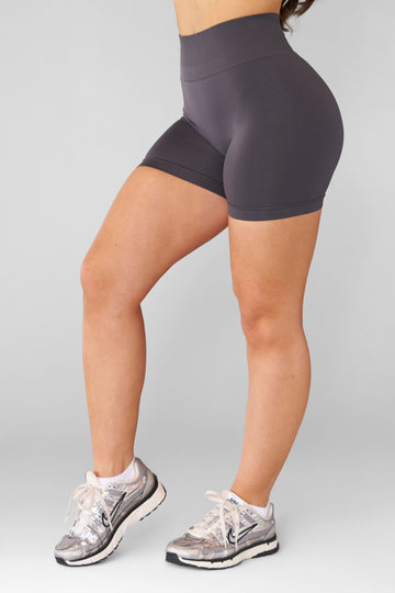 W164 Core Luxe short - Mar 11