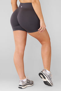 W164 Core Luxe short - Mar 11