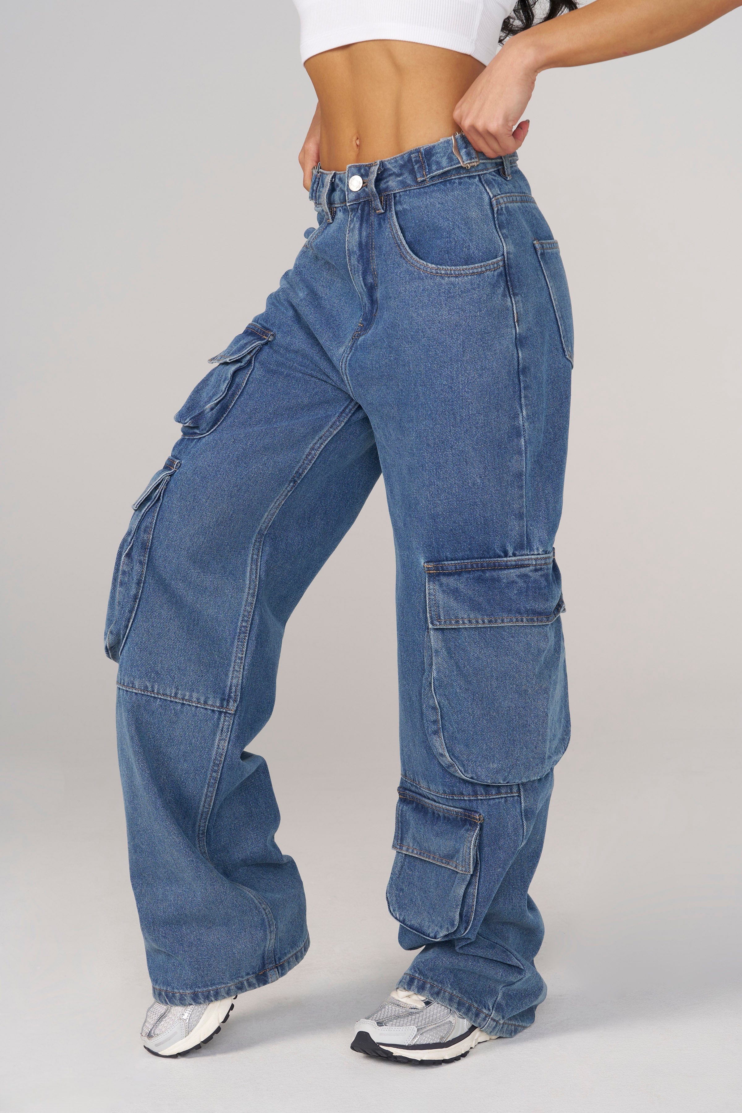 W242 Straight Leg Cargo jeans