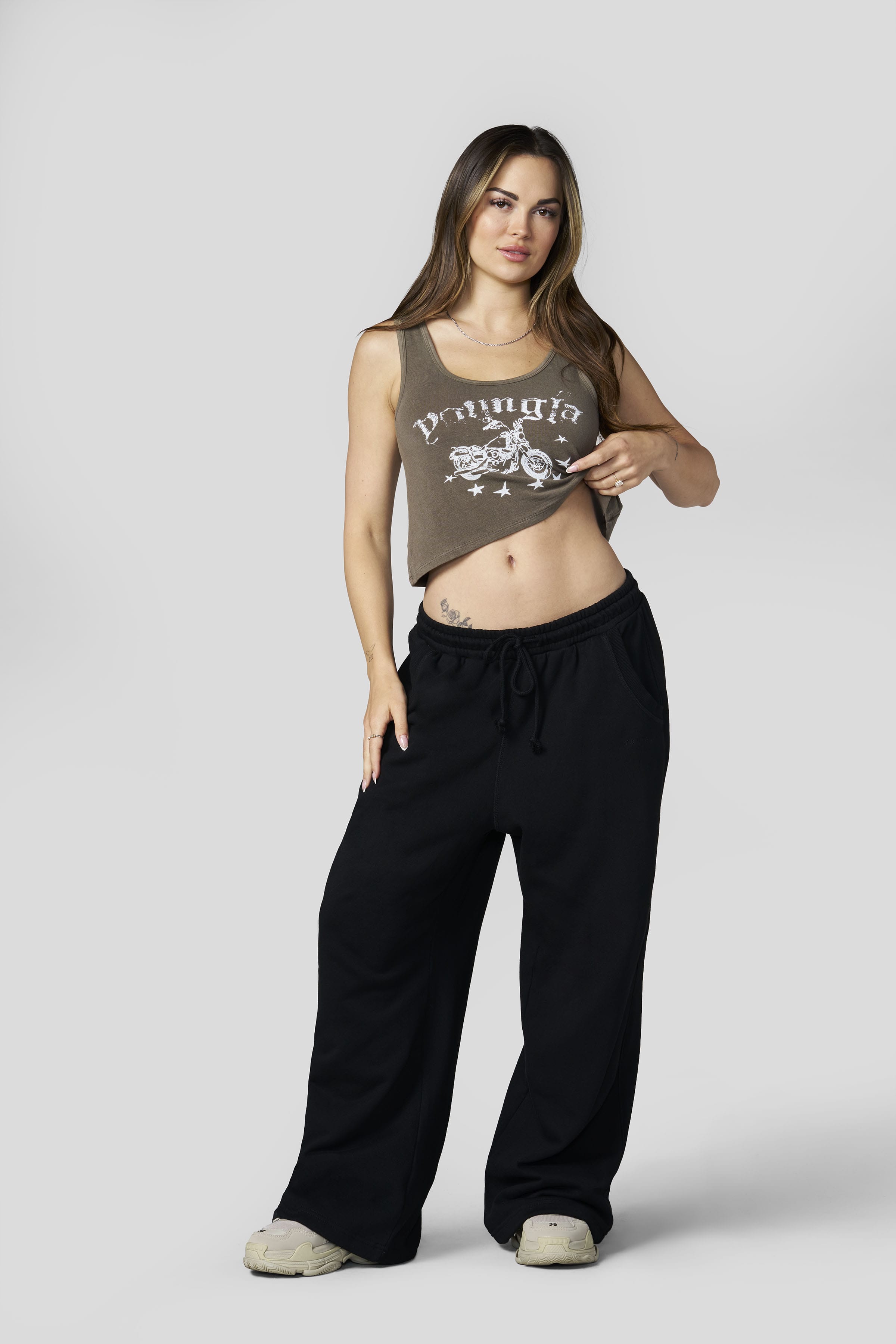 トップス 111 W4119 Crop Graphic tank