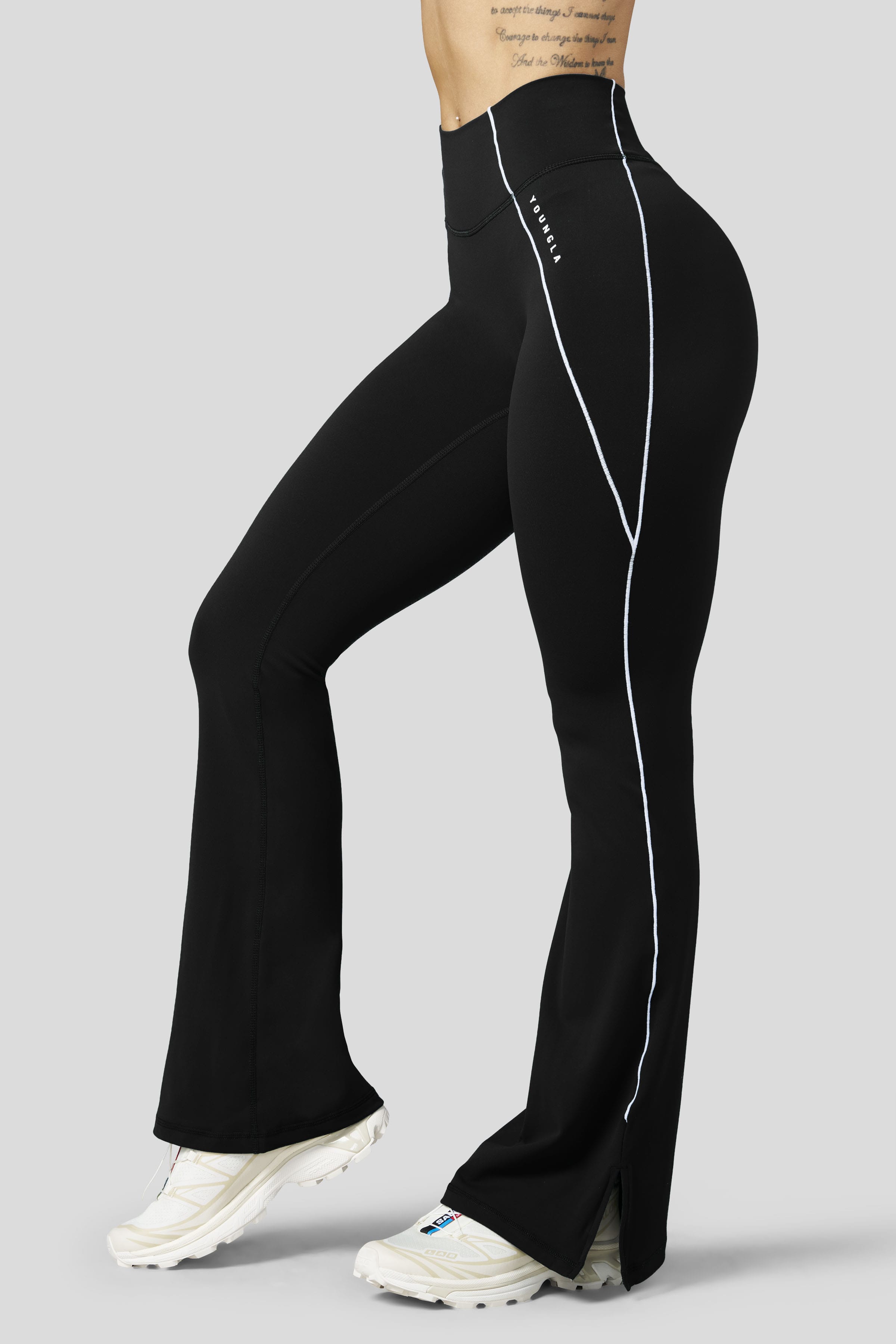W2085 - Elevate Flare legging (Short)