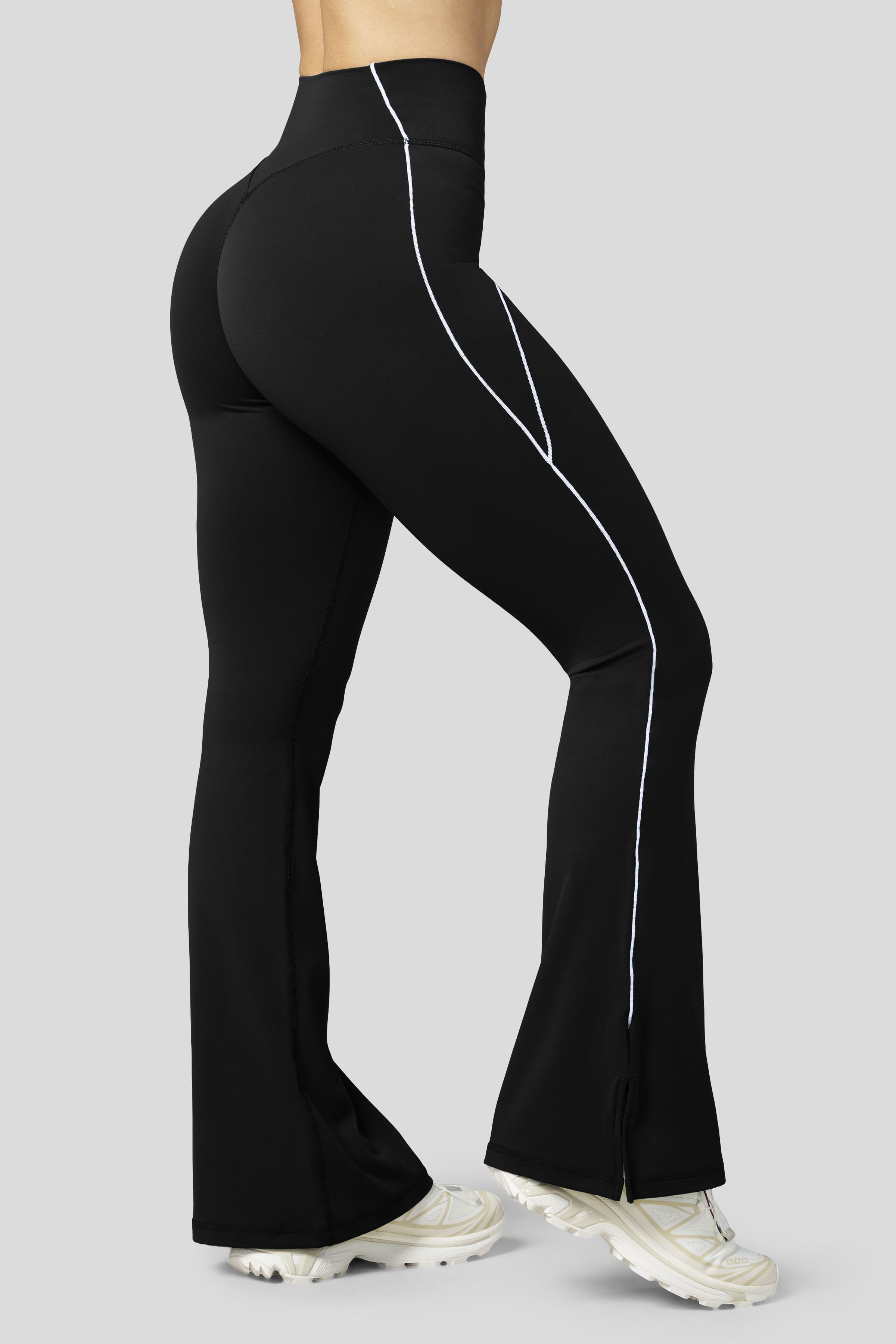 W2085 - Elevate Flare legging (Short)