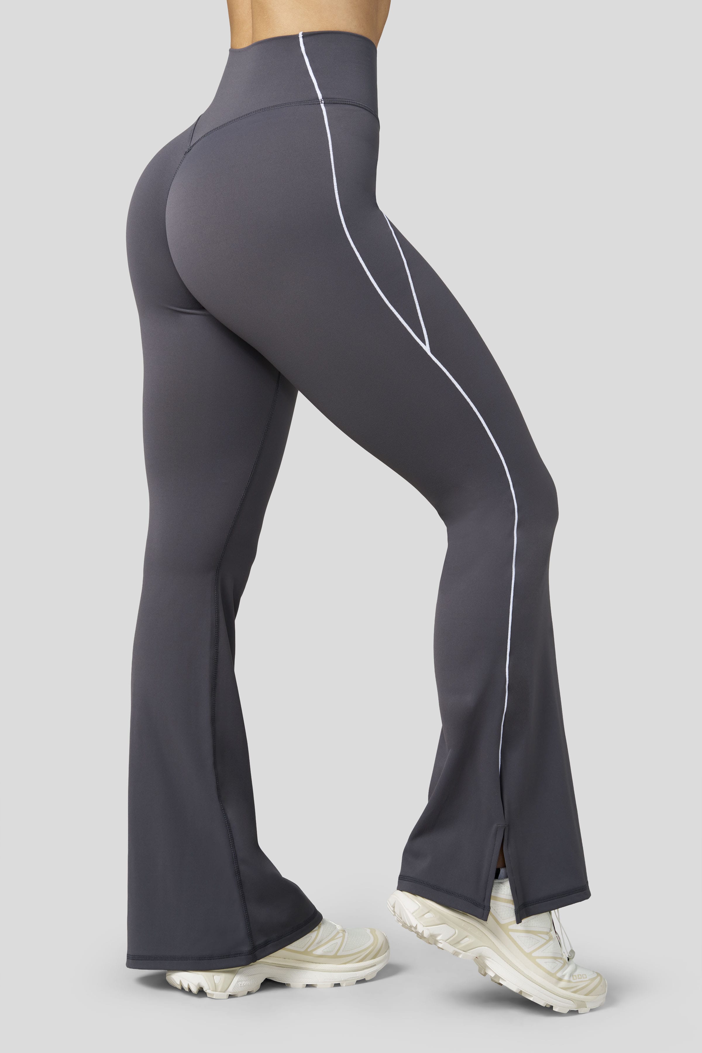 W2085 - Elevate Flare legging (Short)