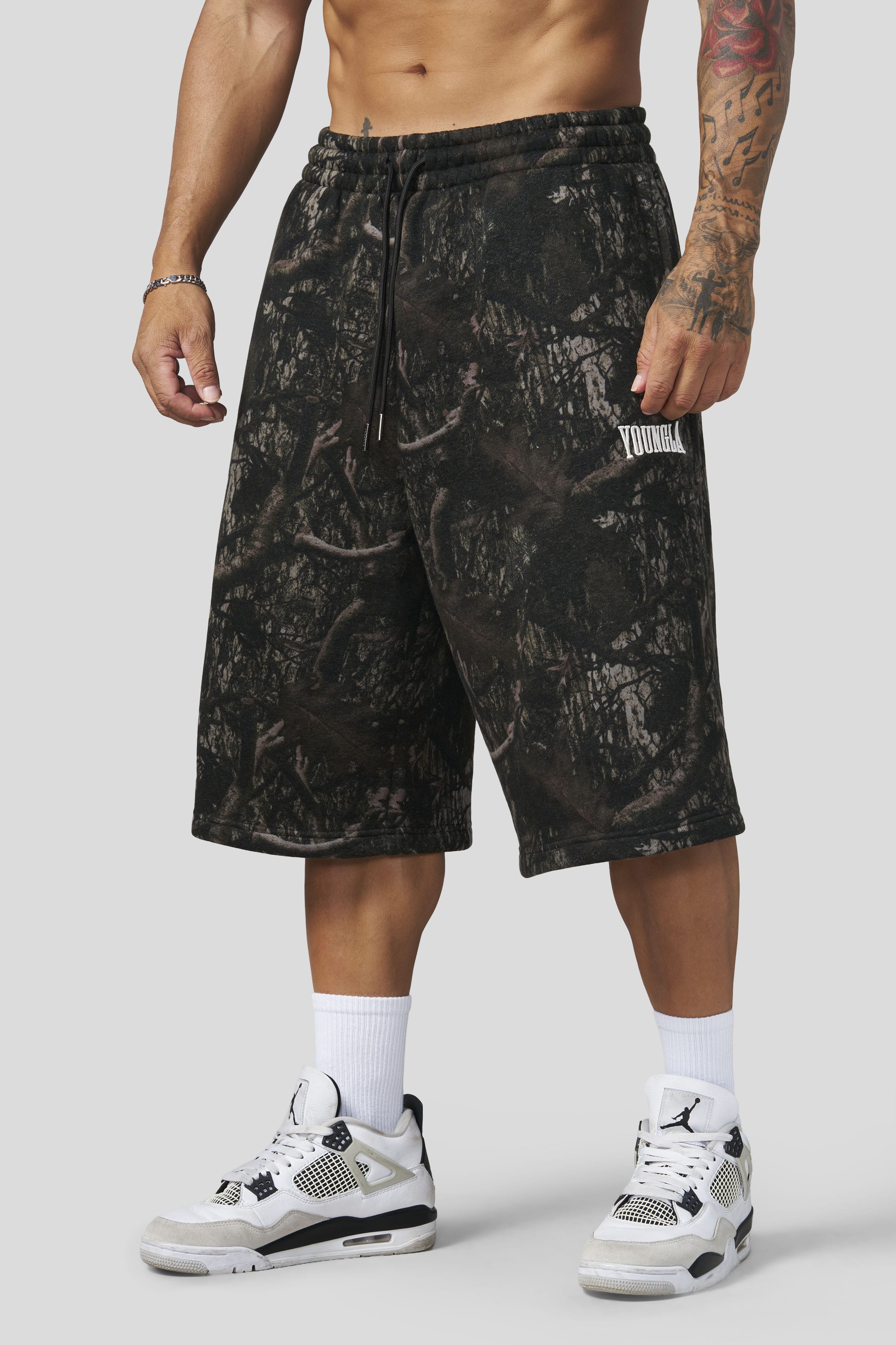 1107 - Extra Long Baggy Shorts