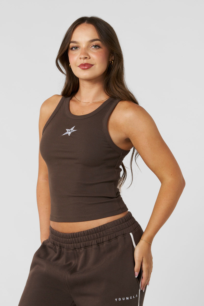 W485 - Streak Tank top - Fitted Midi Tank — a sleek, body-hugging tank with oversized joggers for a minimal, elevated fall look in colour Brown.