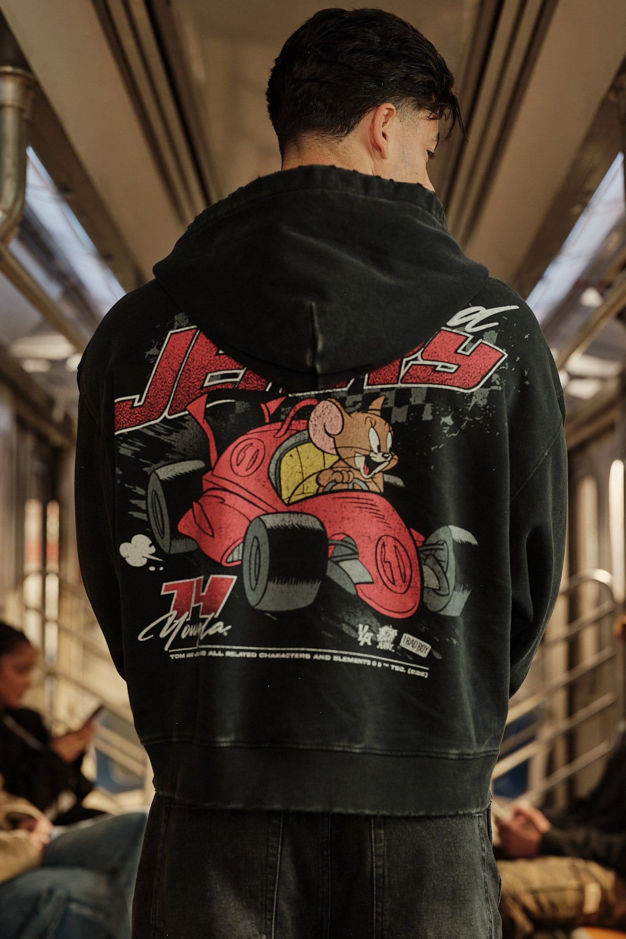 5179 - Tom & Jerry Zipup - DEC 12th