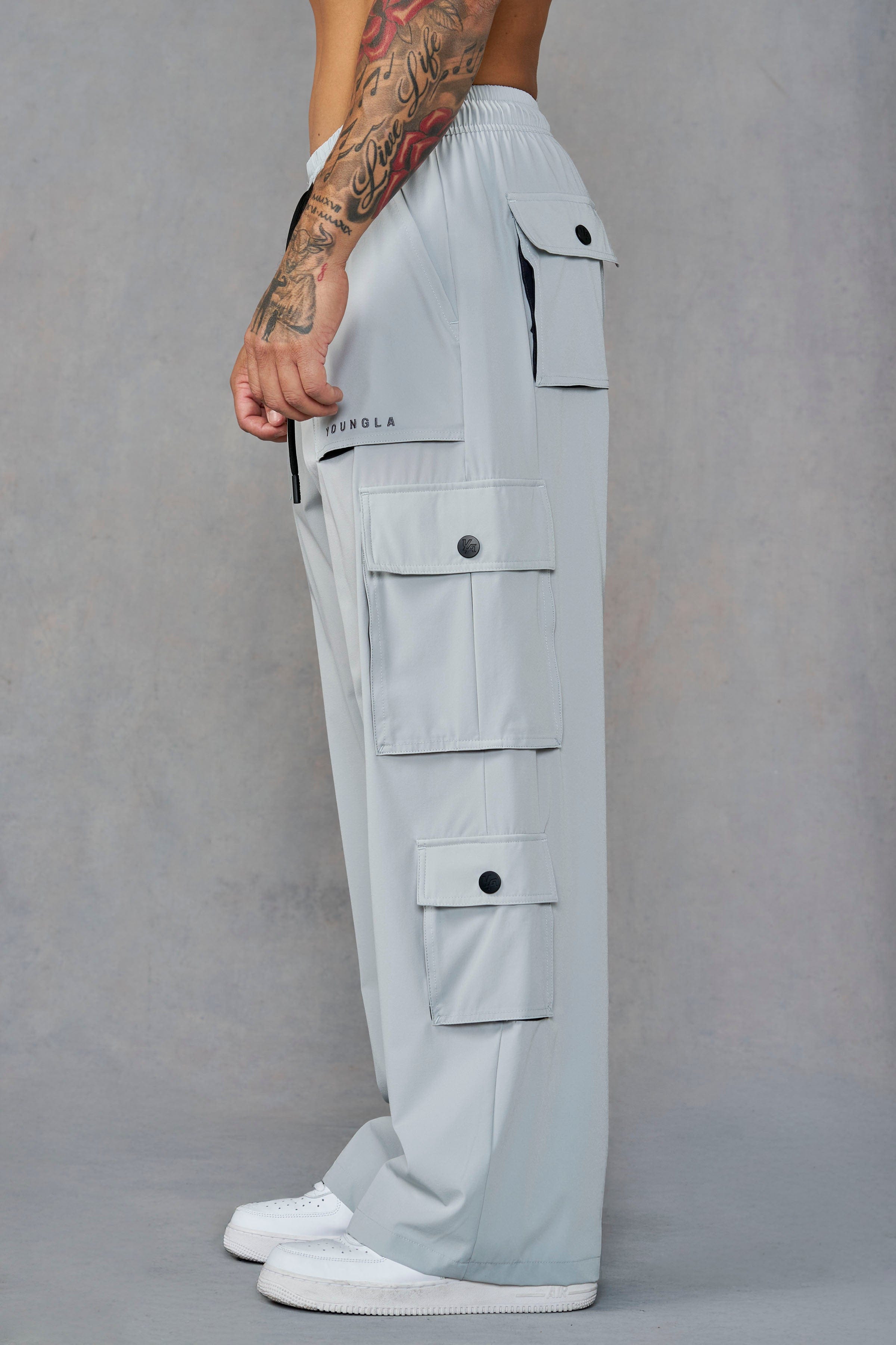 2023 - Baggy Gym Cargos - BF - NOV 25th