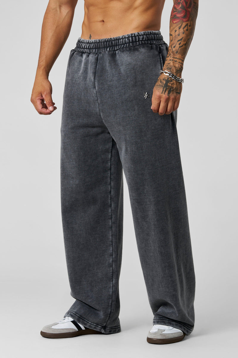 2068 - Elevated Essentials - Straight Sweats