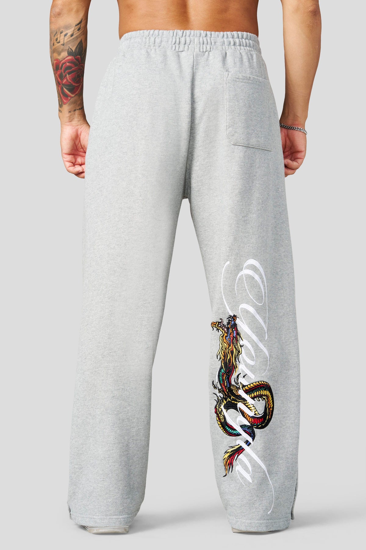 2108 - Dragon Sweats