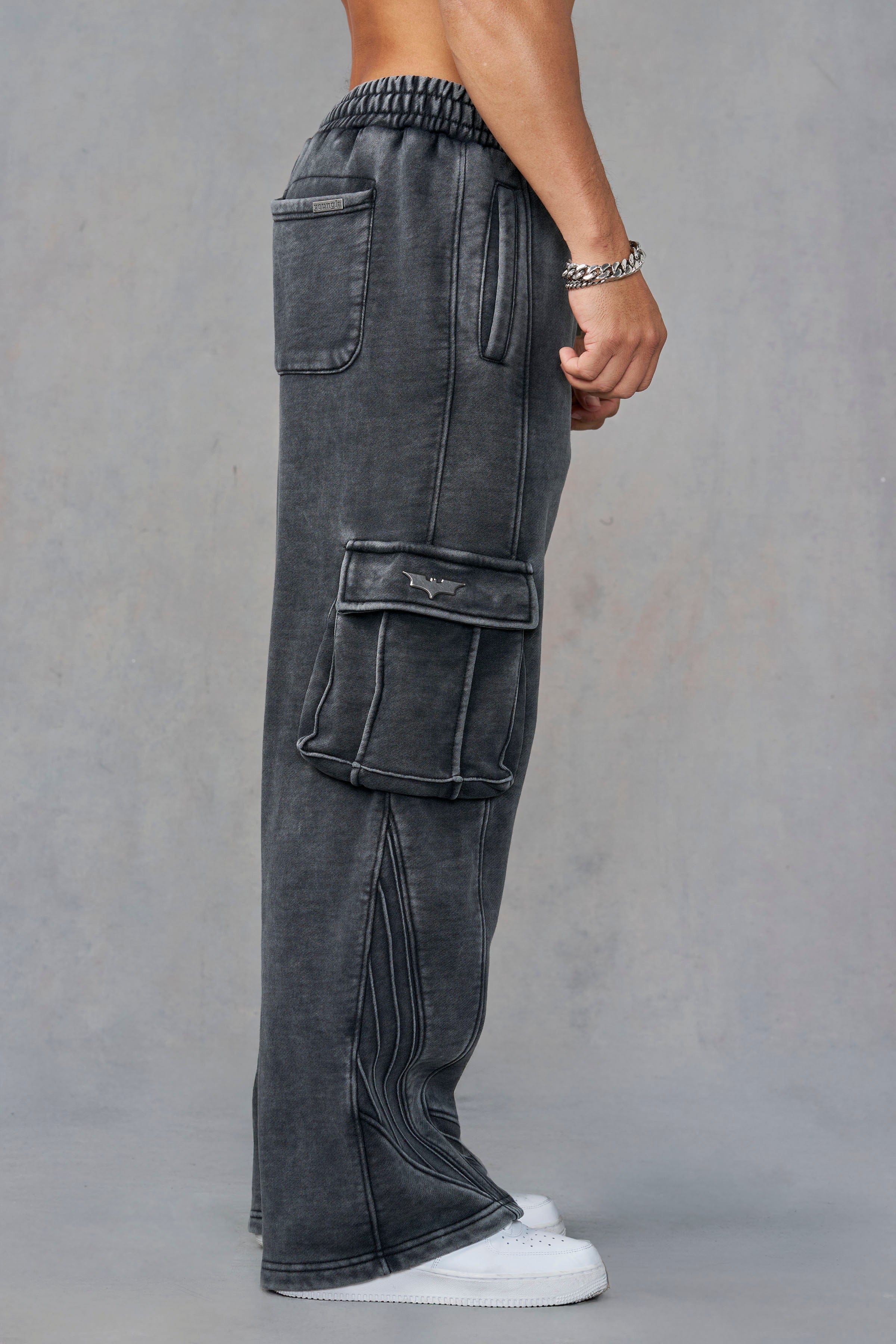 【新品未開封】 x Batman Armored Pants 2131 - Batman Armored Sweats