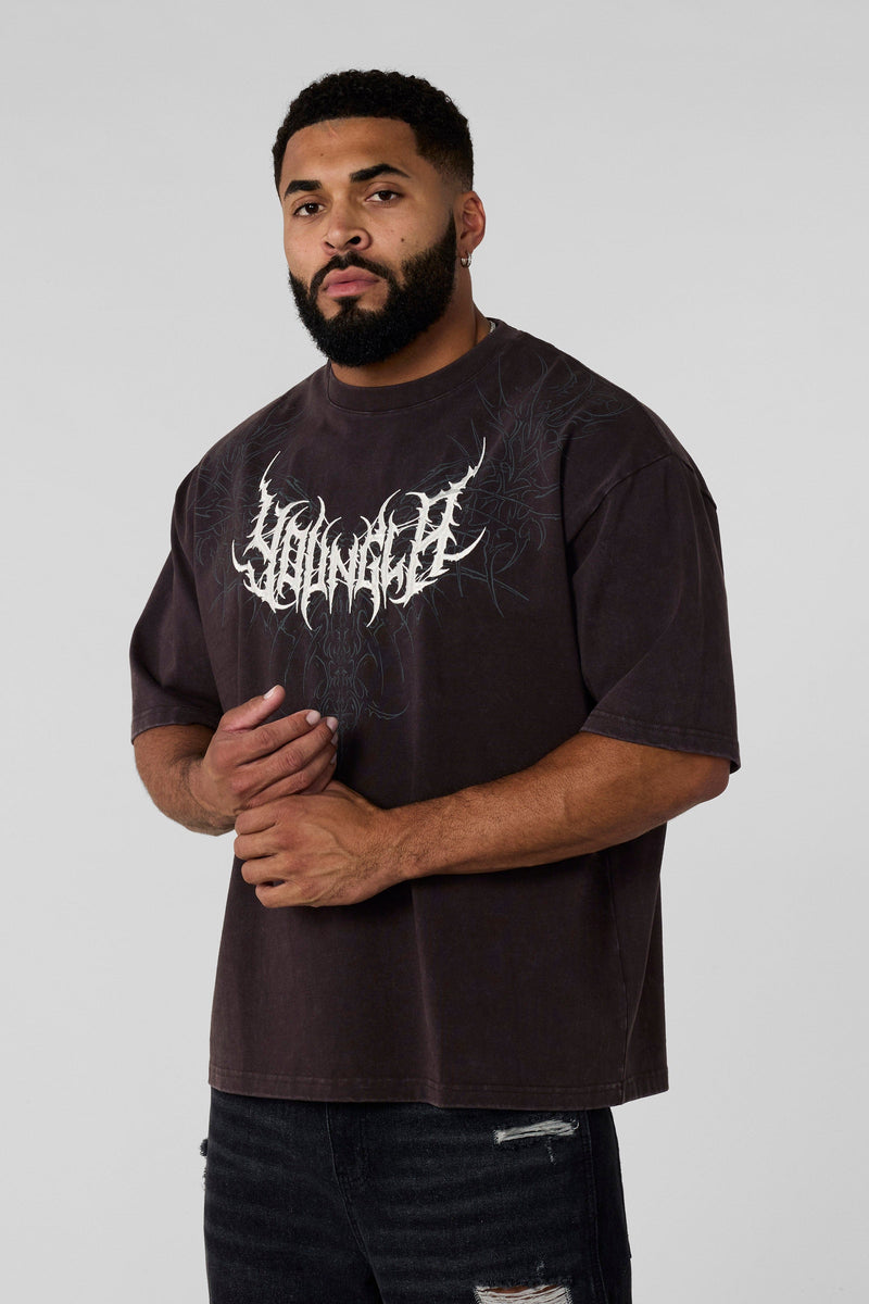 4149 - Gothic Tees- Oversized tee with bold gothic-inspired graphics on the back, structured yet comfortable, offering a sharp, wearable edge and statement-making style in Brown Wash 