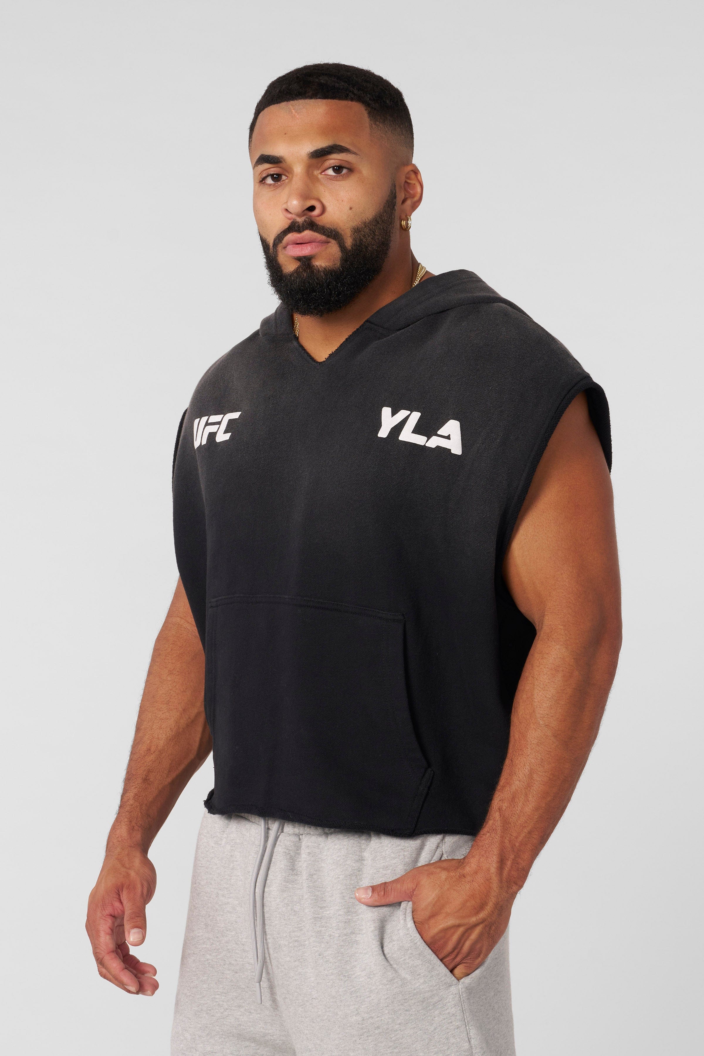 5003 - UFC™ Cut-Off hoodies