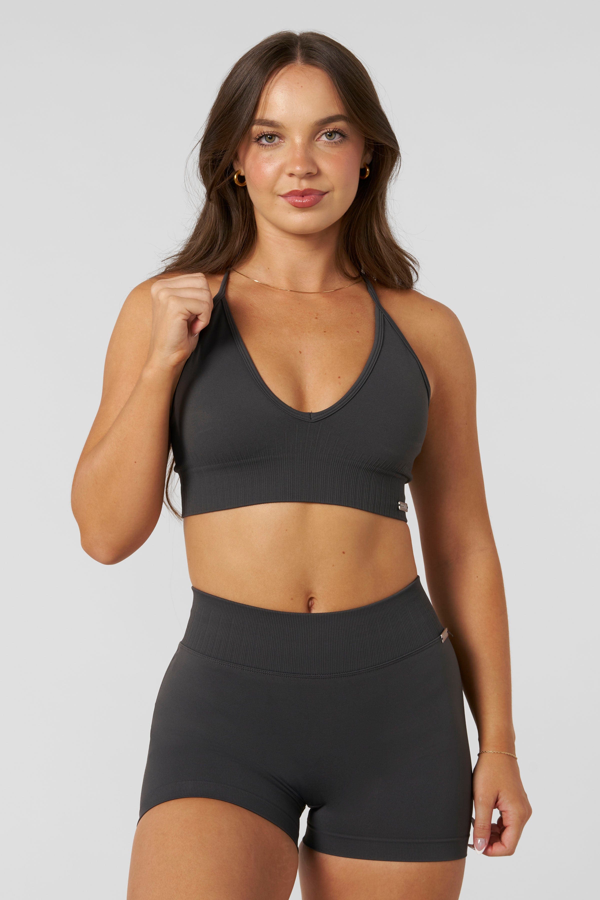 W367 - Sculpt Seamless Plunge Bra - October 21st