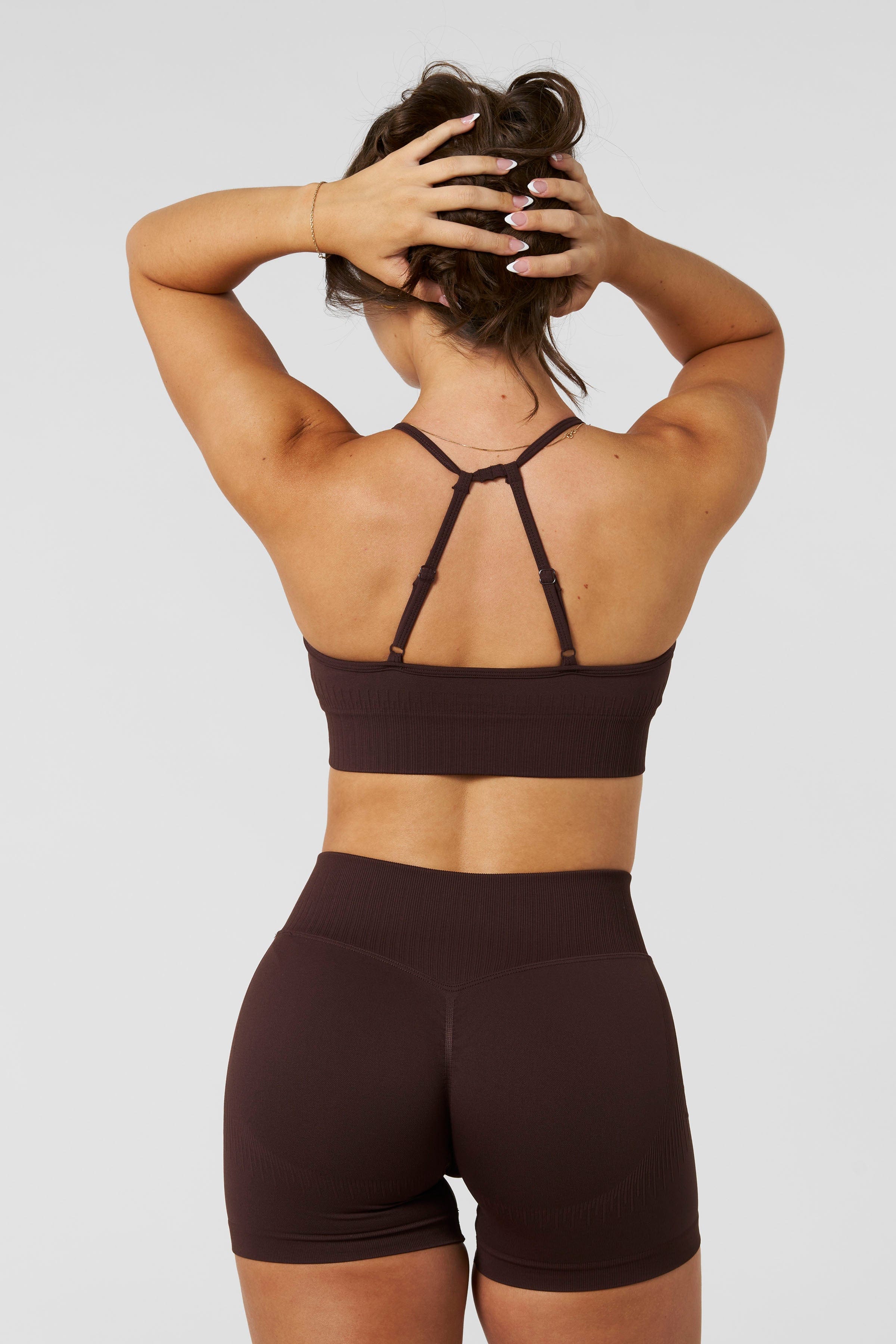 W367 - Sculpt Seamless Plunge Bra - October 21st