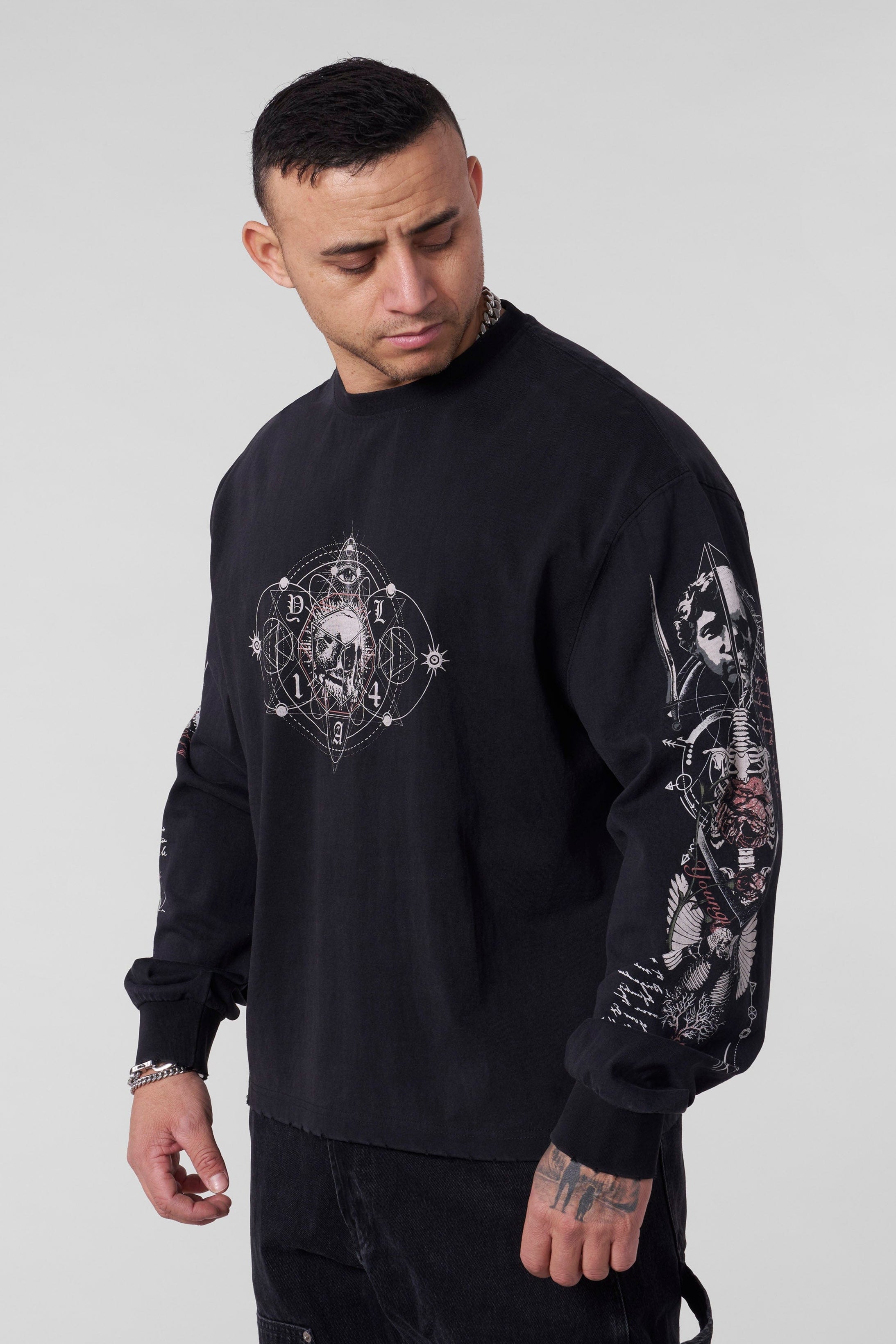 8058 - Tattoo Longsleeves