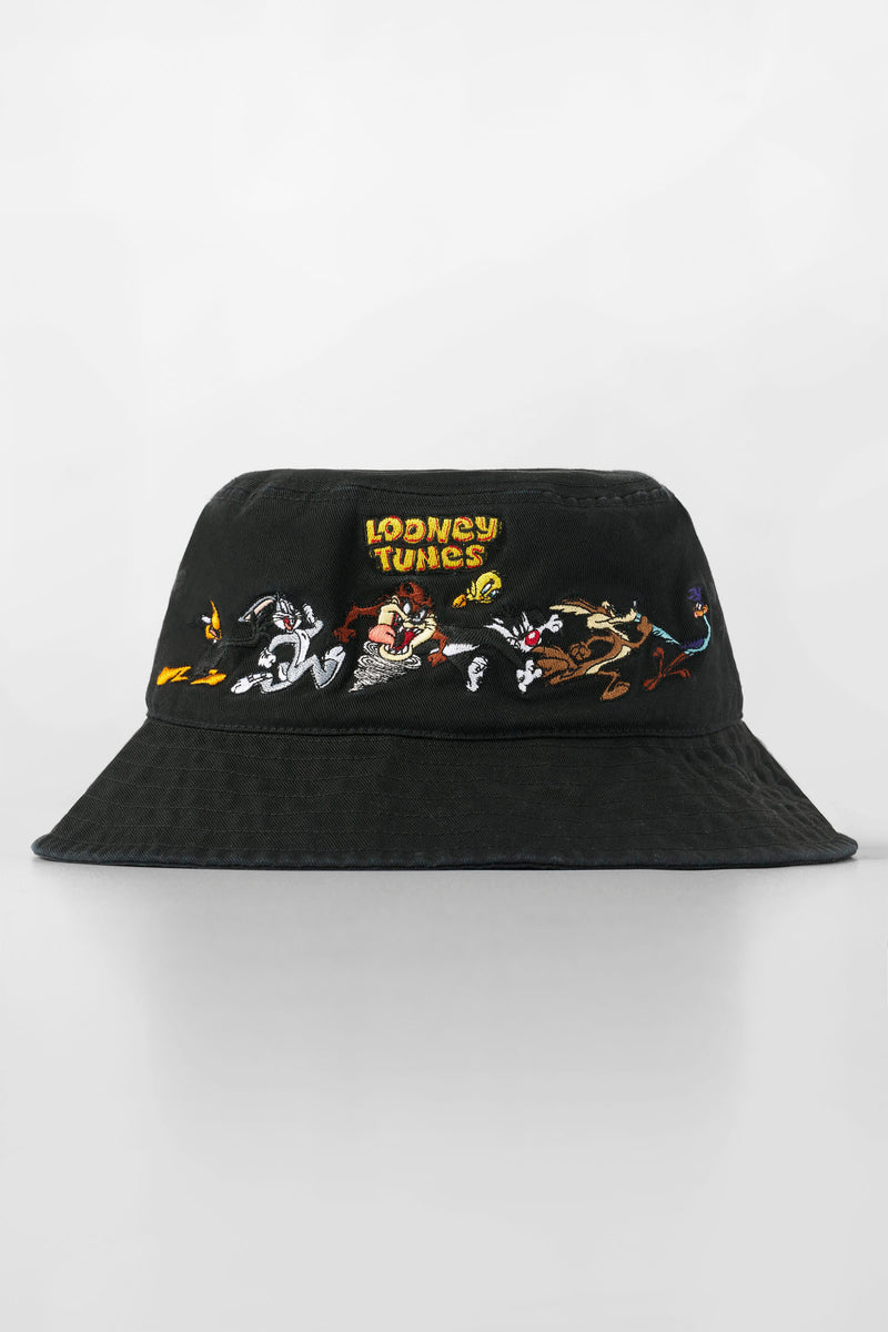9093 - Looney Tunes Bucket Hat - July 7th
