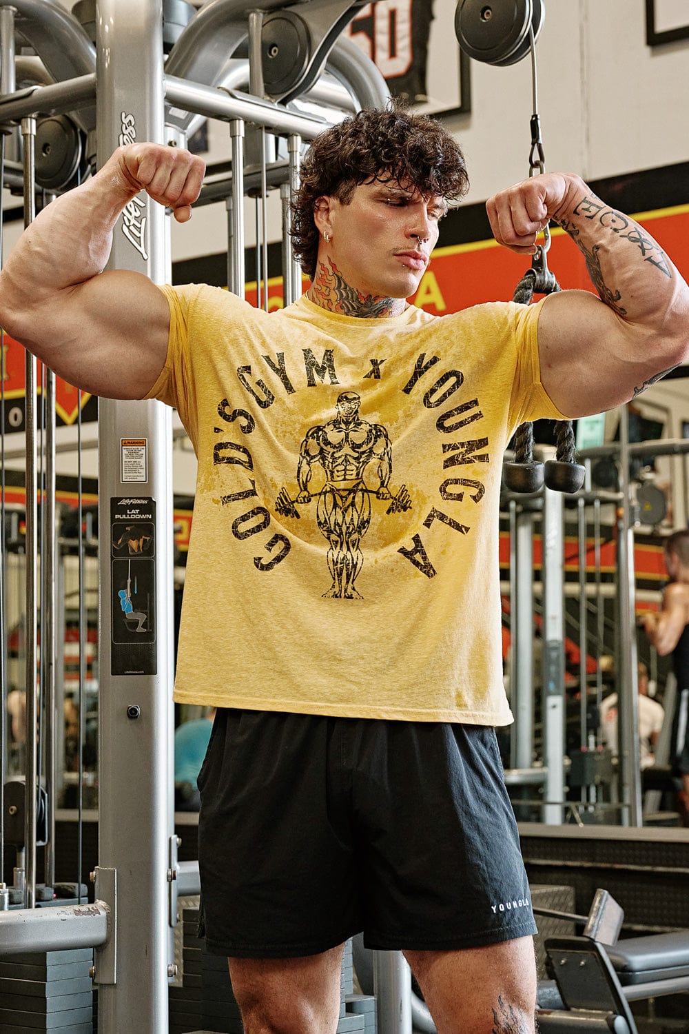 4206 - Gold’s Gym Heather Tees