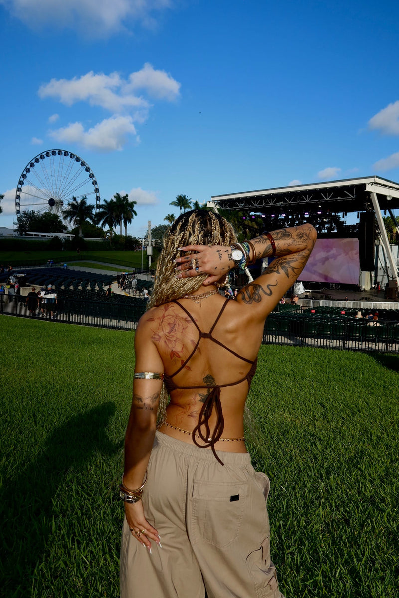 W4334 Graphic Halter Top