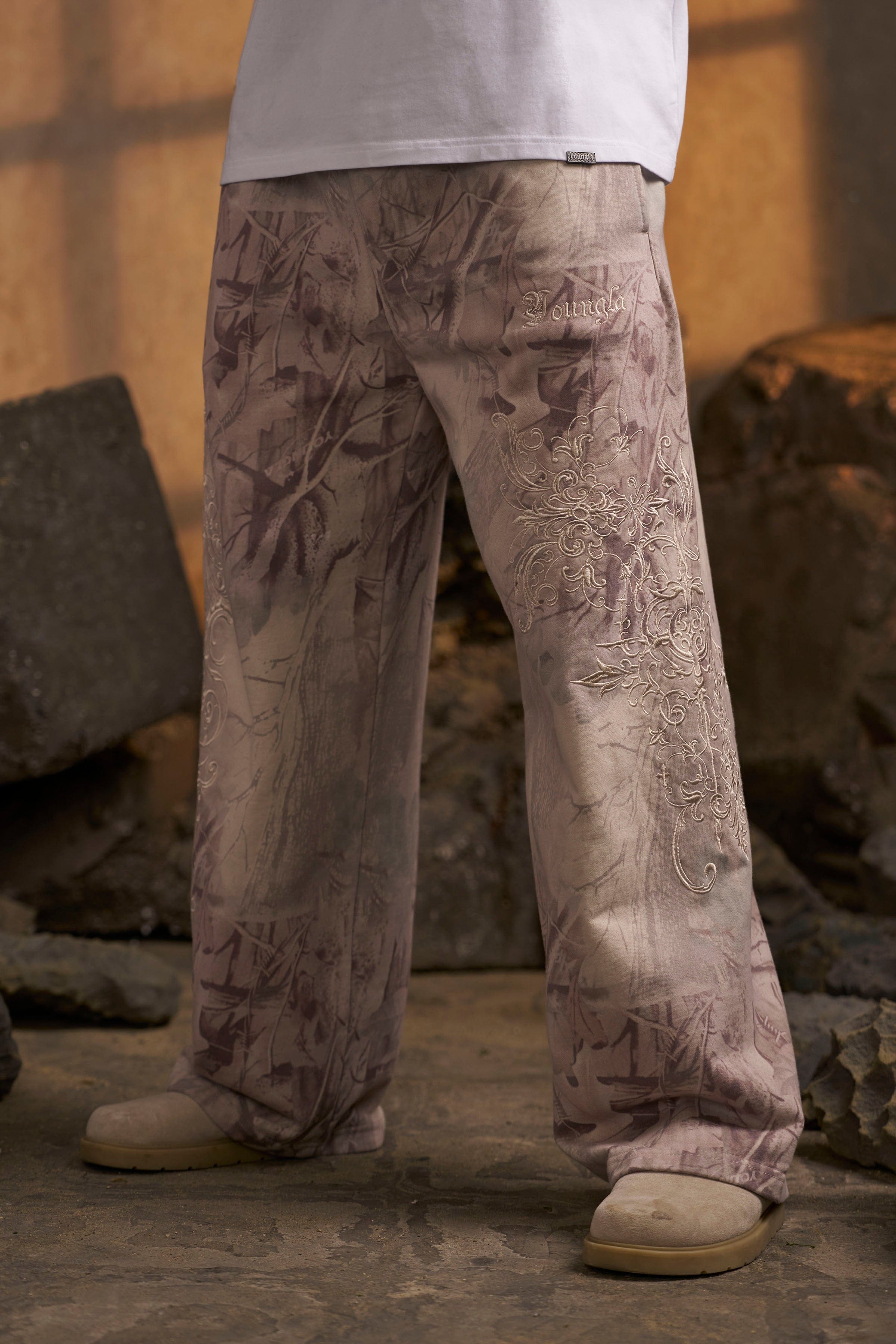 2061 - Threadmark Sweats - BF - NOV 25th