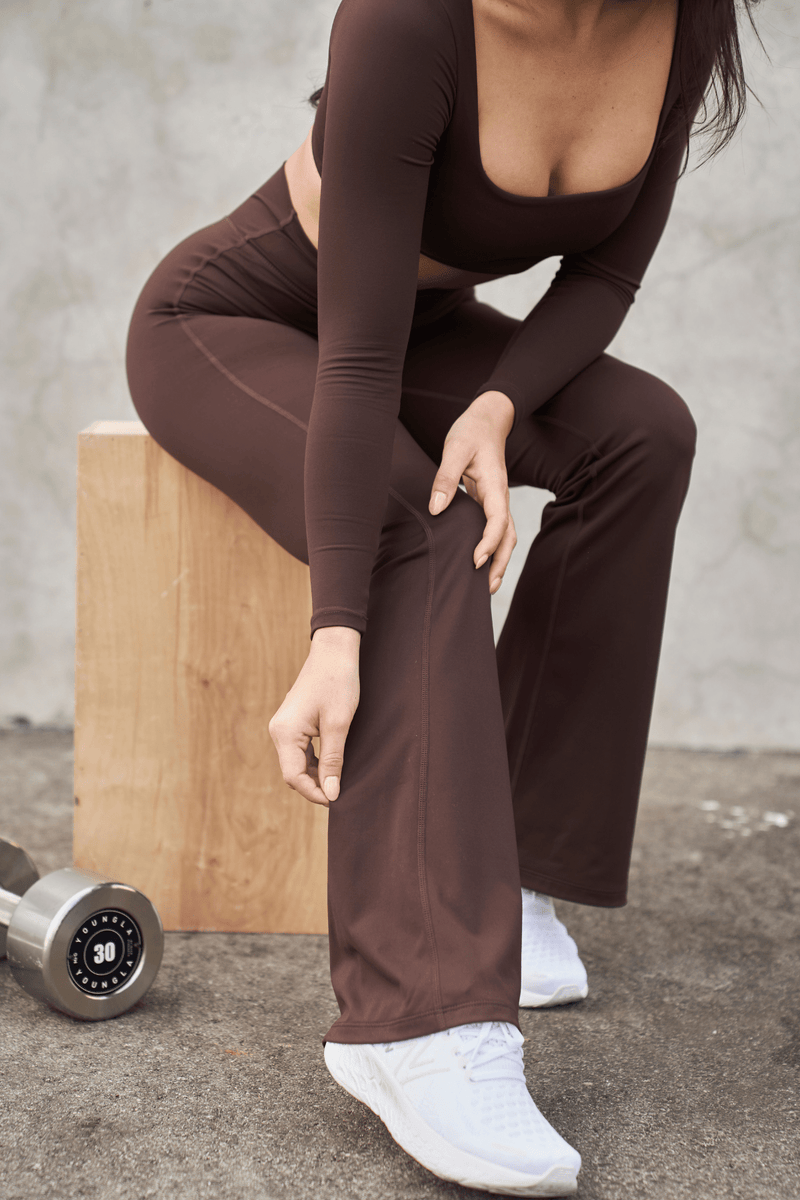 W227 - Curve Flare Leggings