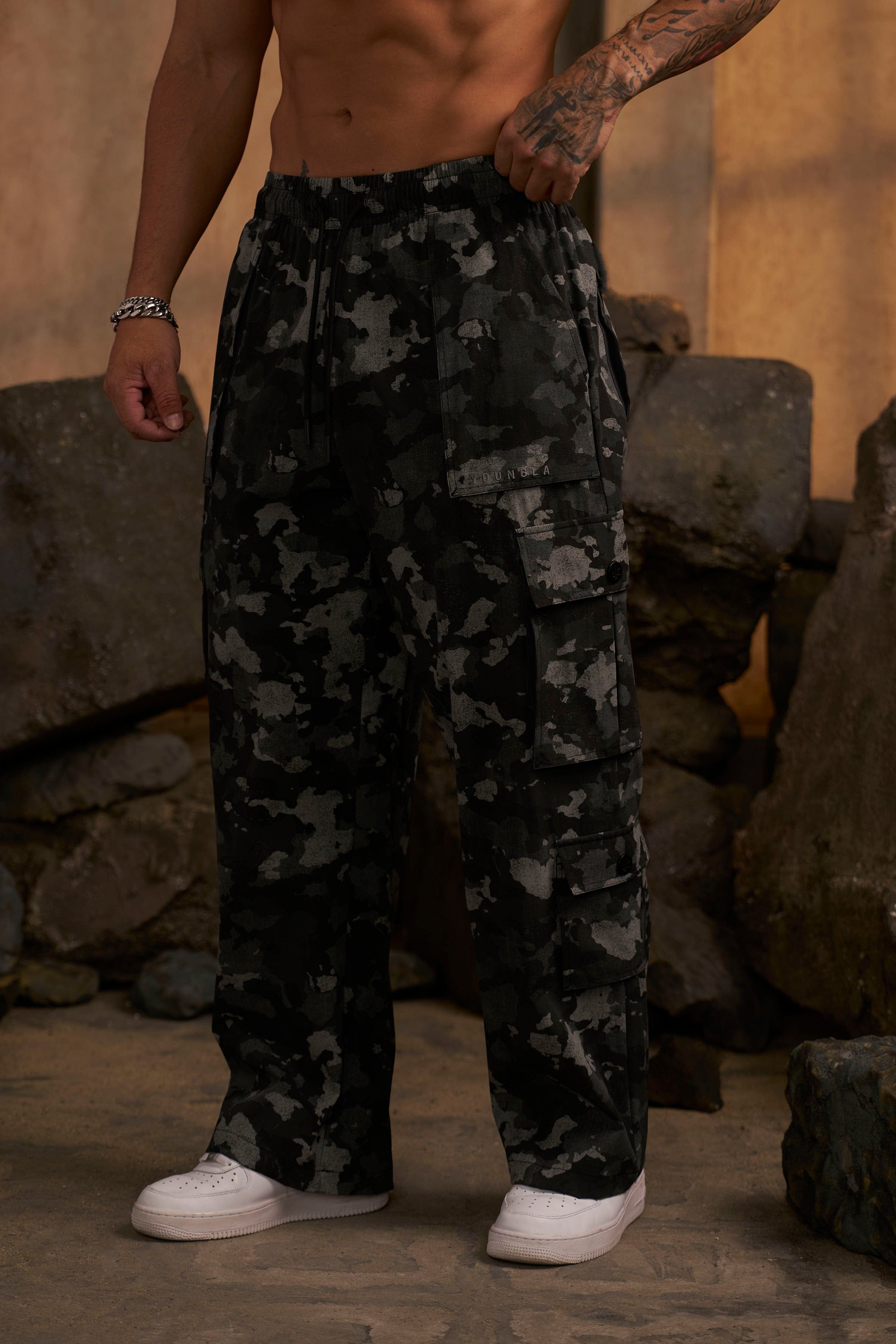 2023 - Baggy Gym Cargos - BF - NOV 25th