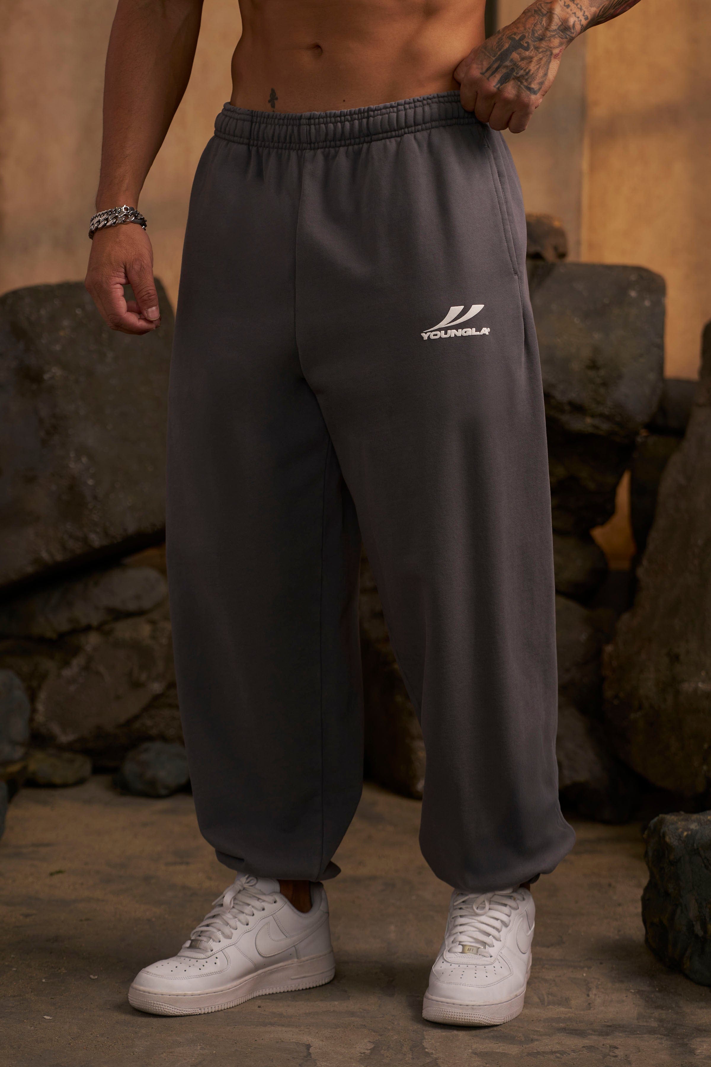 2154 - Throwback Baggy Joggers - BF - NOV 25th