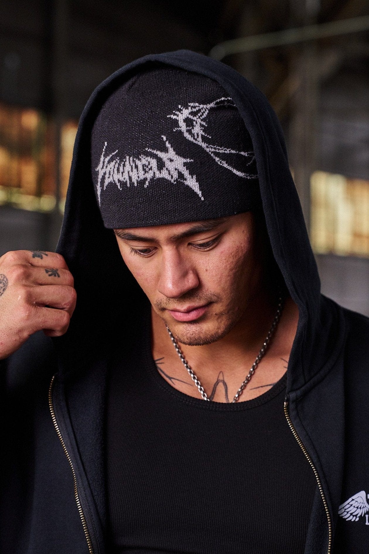 9025 - Barbed Beanies - Nov 26