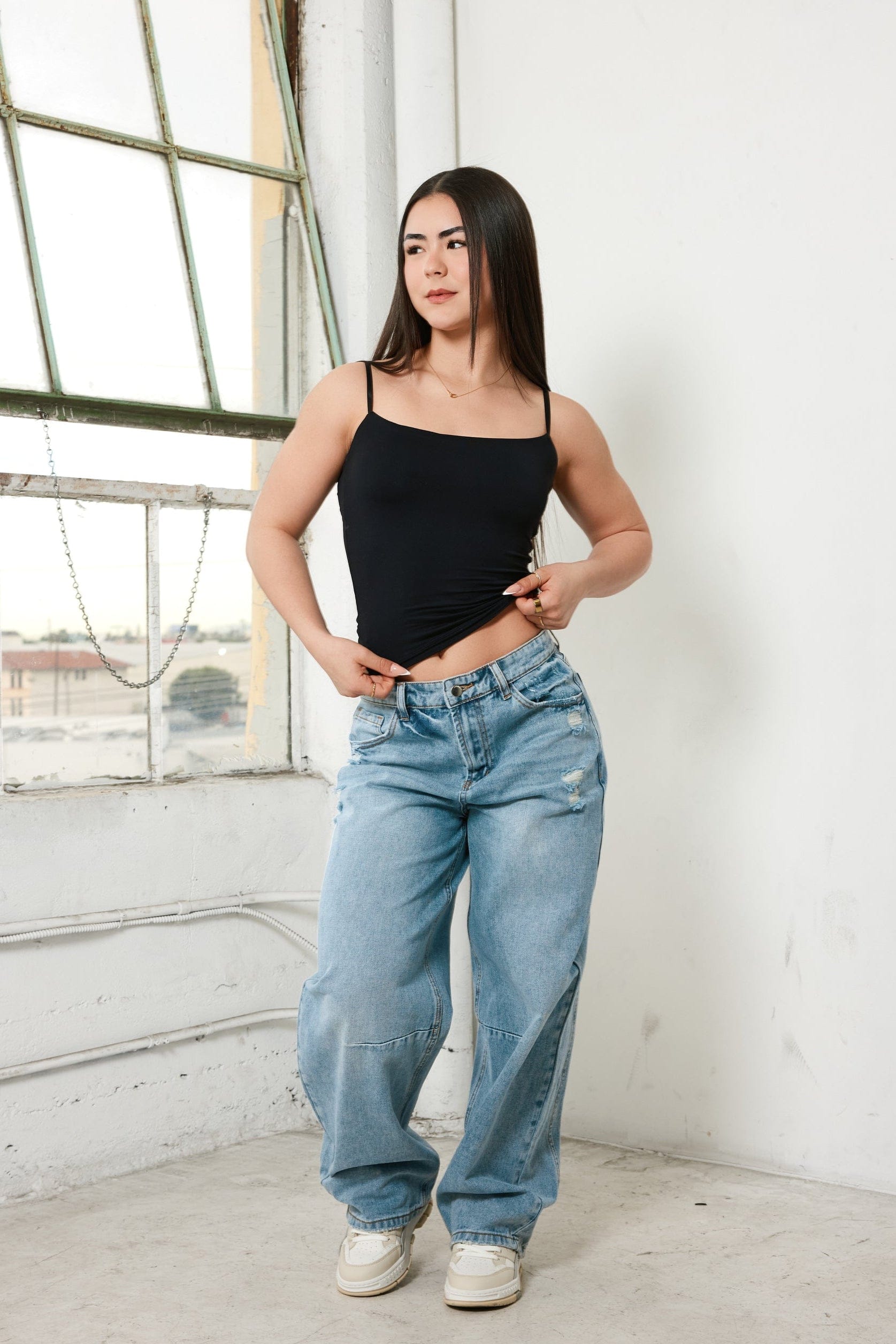 W2182 - Studio Edit Barrel Jeans