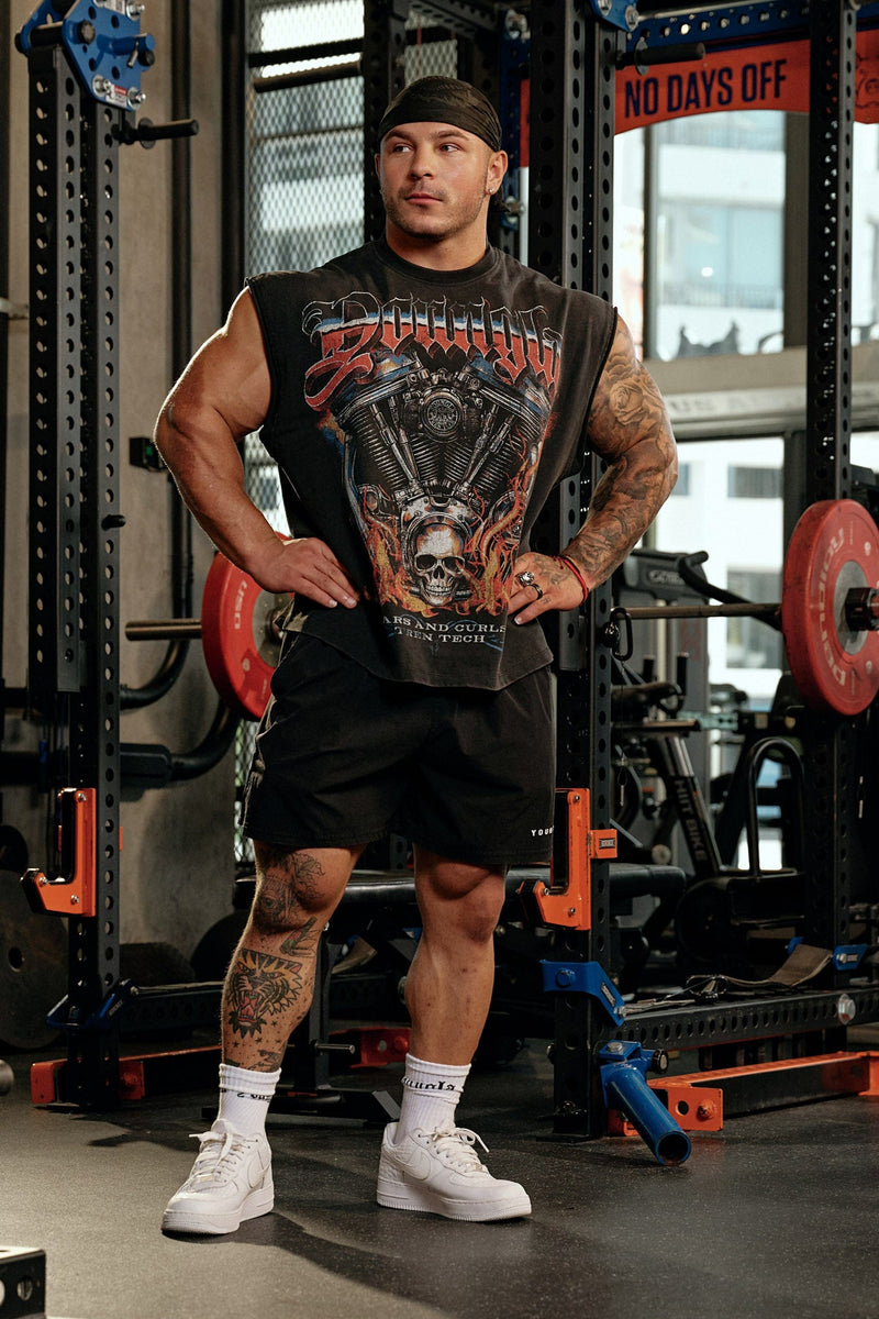 3032 - Cars & Curls - Cut-Offs