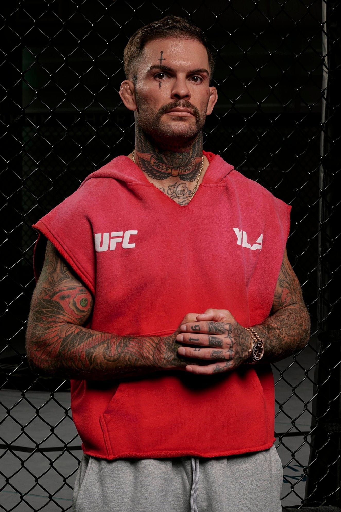 5003 - UFC™ Cut-Off hoodies