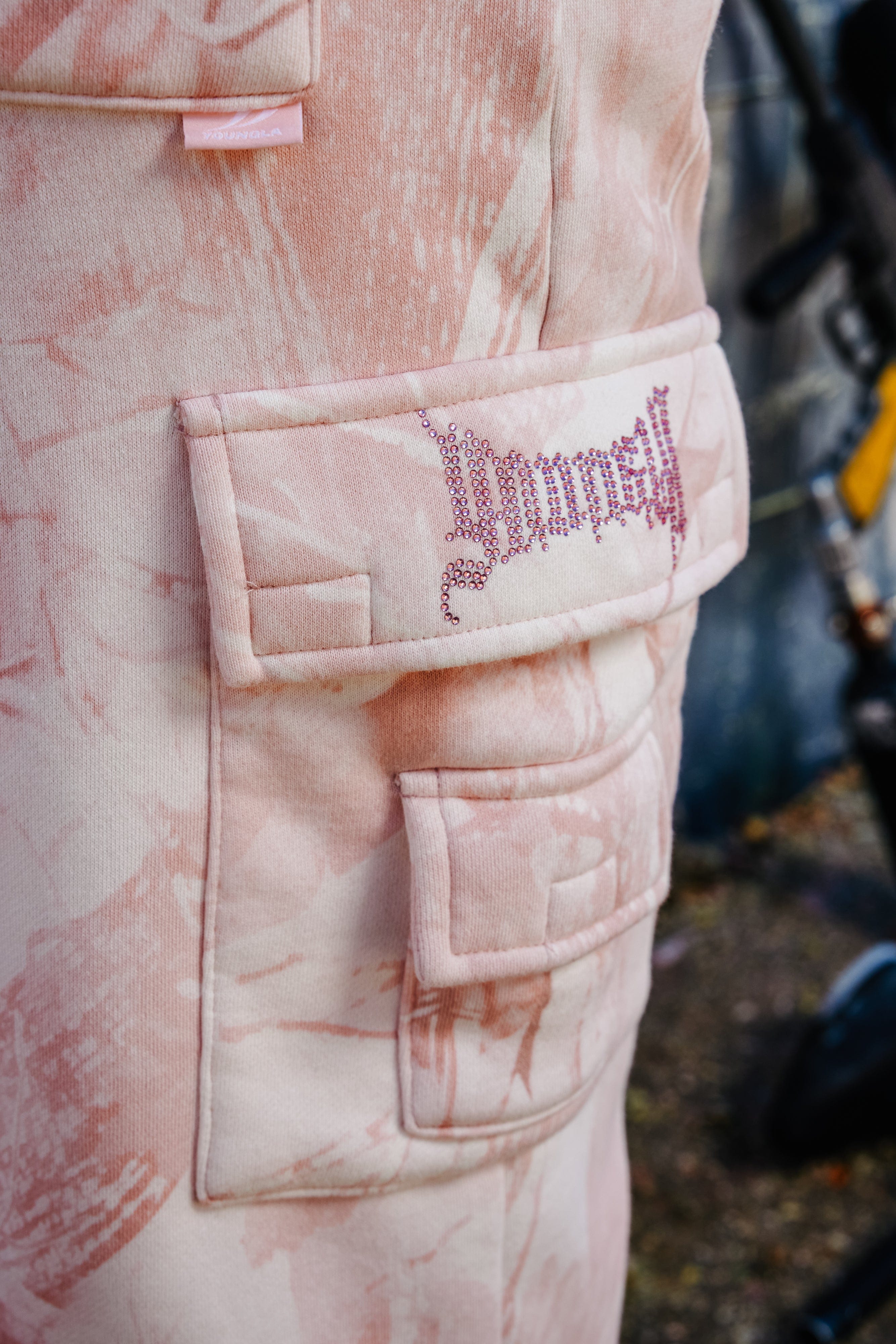 W2230 Camo Cargo Joggers