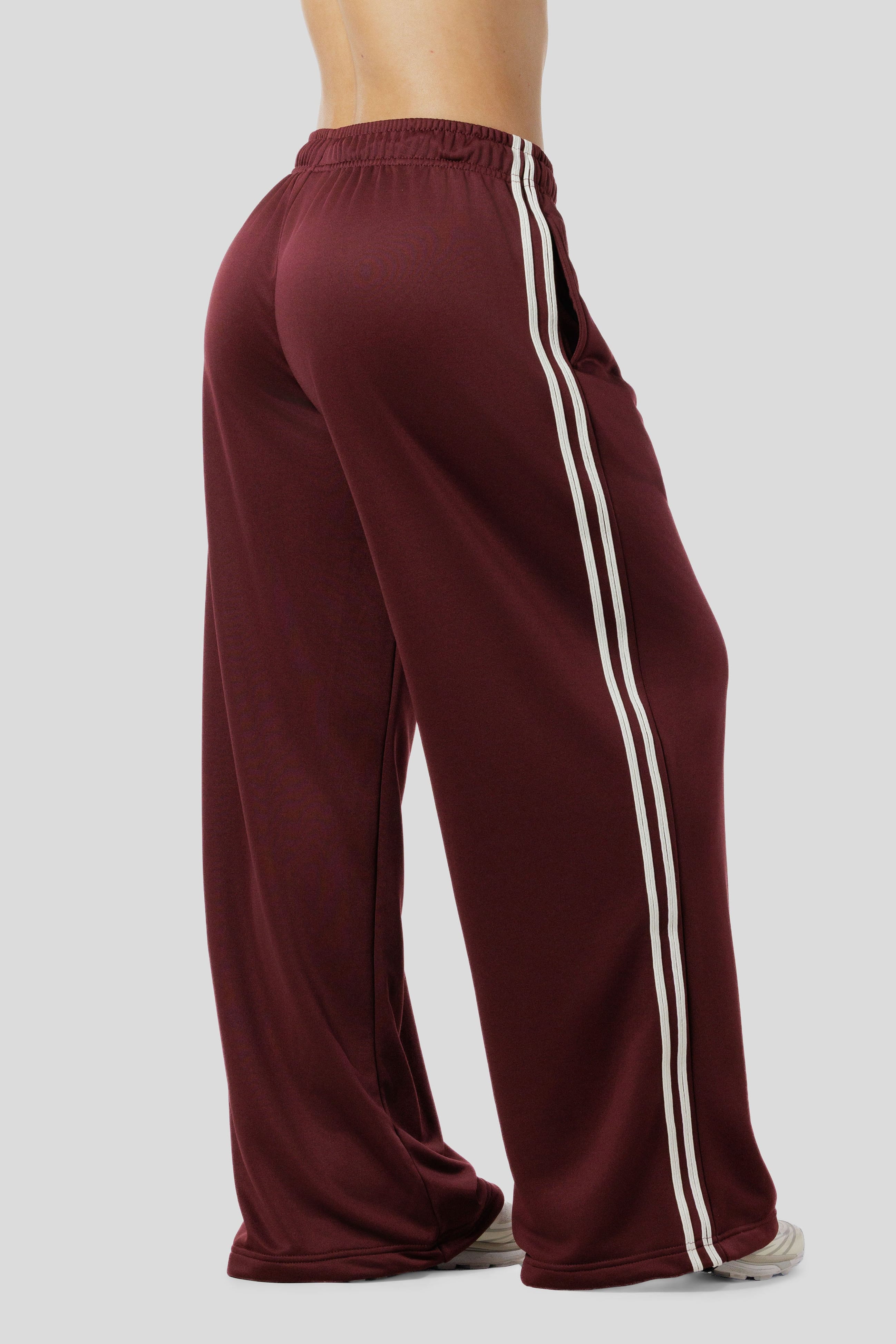 W2270 - Daily Track Pants