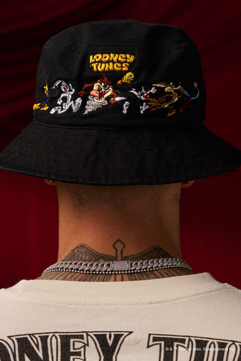 9093 - Looney Tunes Bucket Hat - July 7th