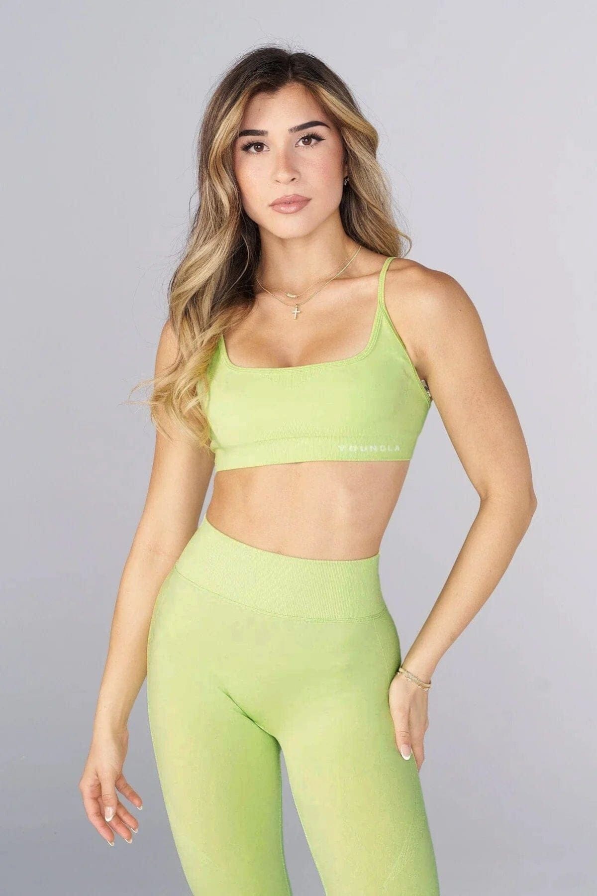 hourglass_br.jpg?v=1763954801&